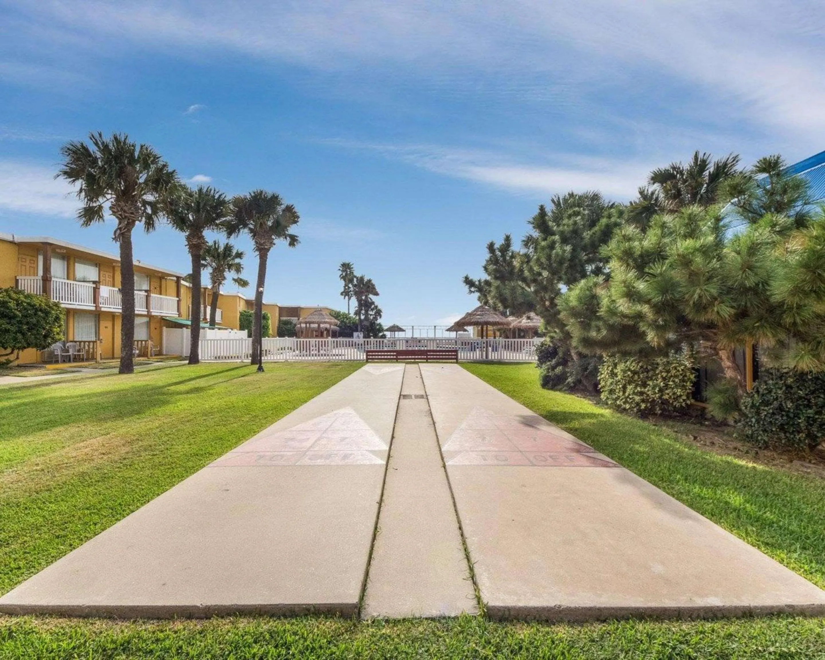 Property building in Quality Inn & Suites Corpus Christi Beachside