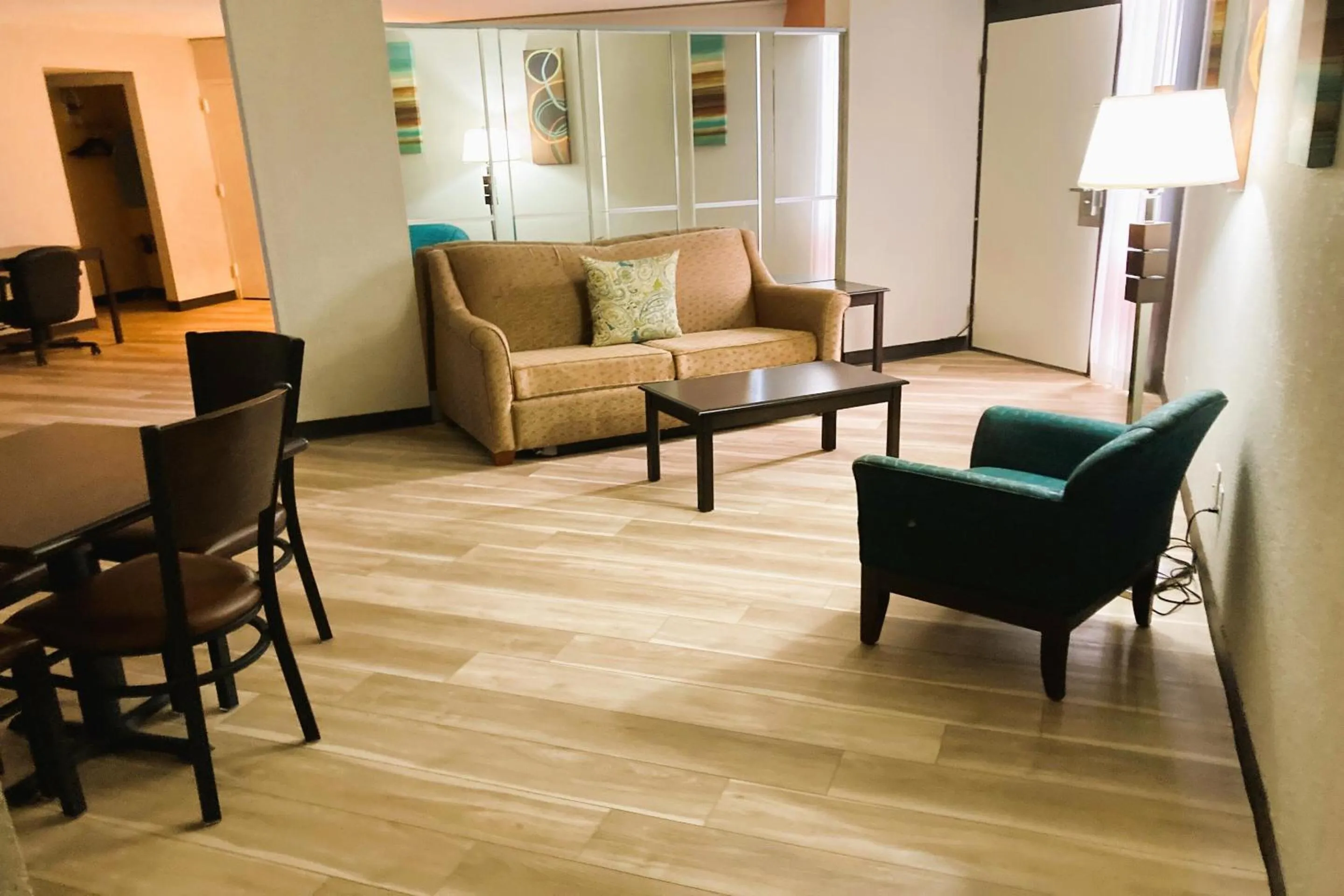 Bedroom in Capital O Nacogdoches - Hwy 59 & SW Stallings