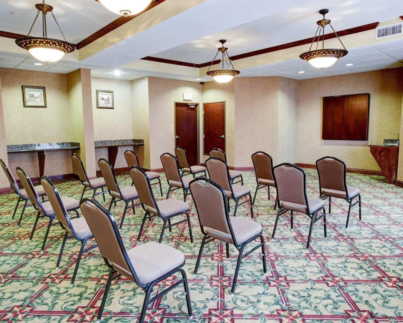 Meeting/conference room in Comfort Suites University Drive