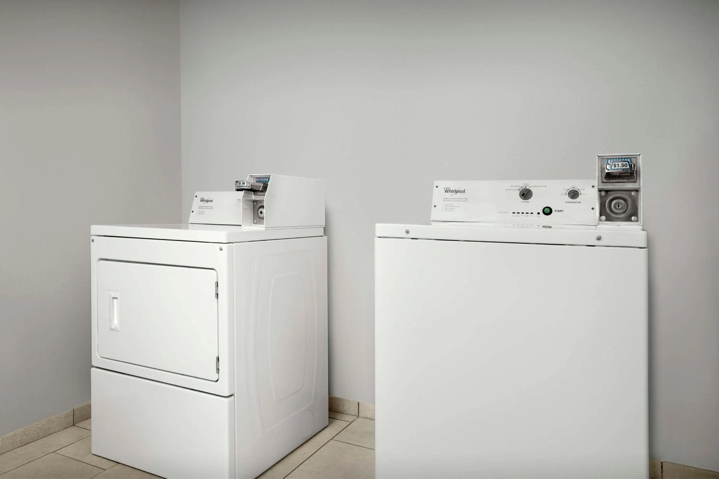 washing machine in Spark By Hilton San Antonio Airport