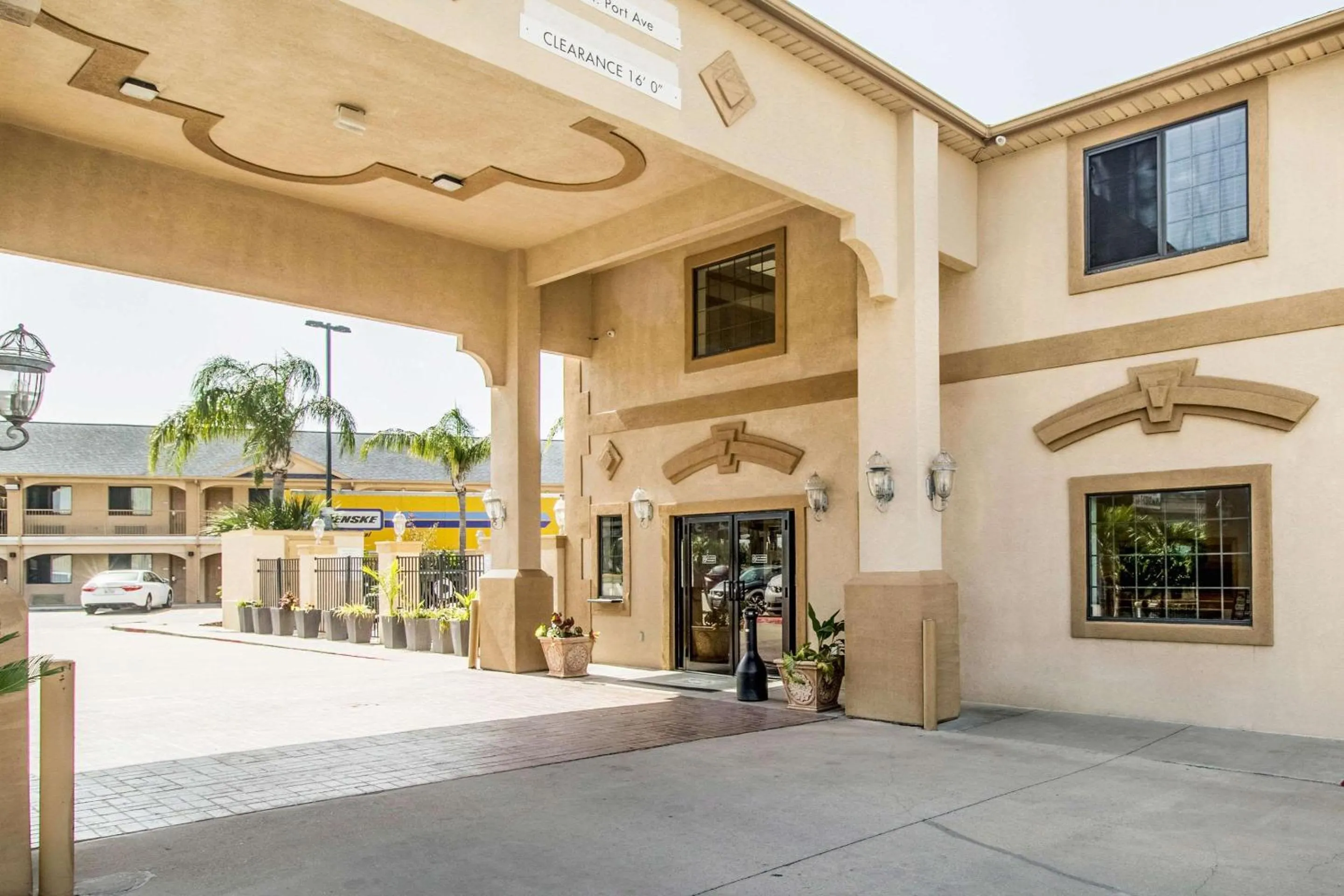 Property building in Econo Lodge Inn & Suites Corpus Christi