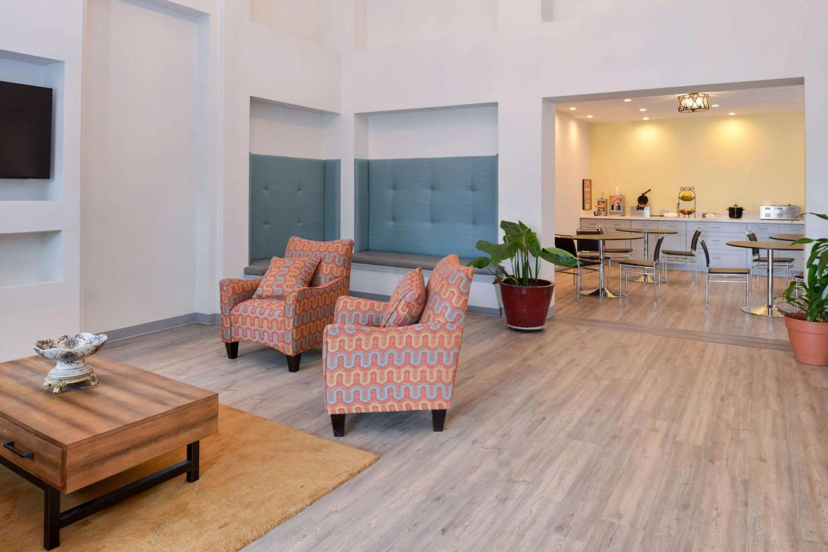 Lobby or reception in Econo Lodge Inn & Suites Port Arthur near Sabine Pass