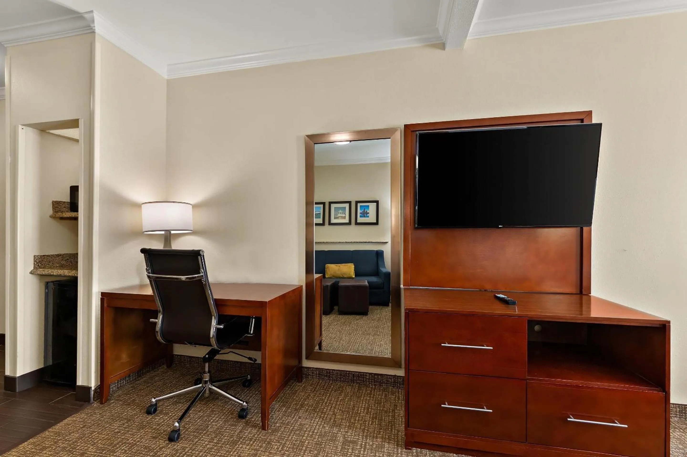 Bedroom in Comfort Suites Corpus Christi Central