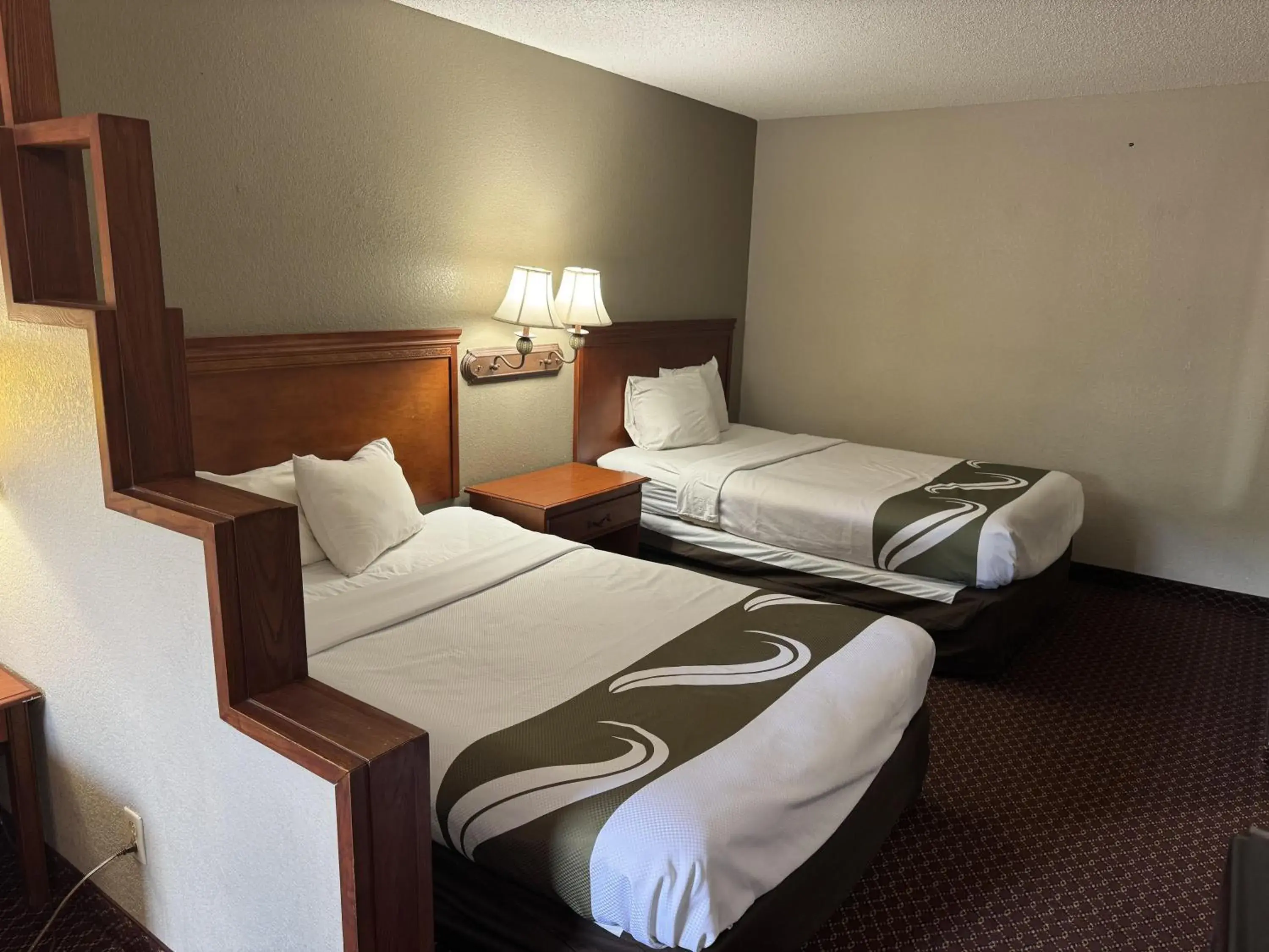Double Room with Two Double Beds - Non-Smoking in Rodeway Inn & Suites South of Fiesta Park Double Room with Two Double Beds - Non-Smoking in Rodeway Inn & Suites South of Fiesta Park