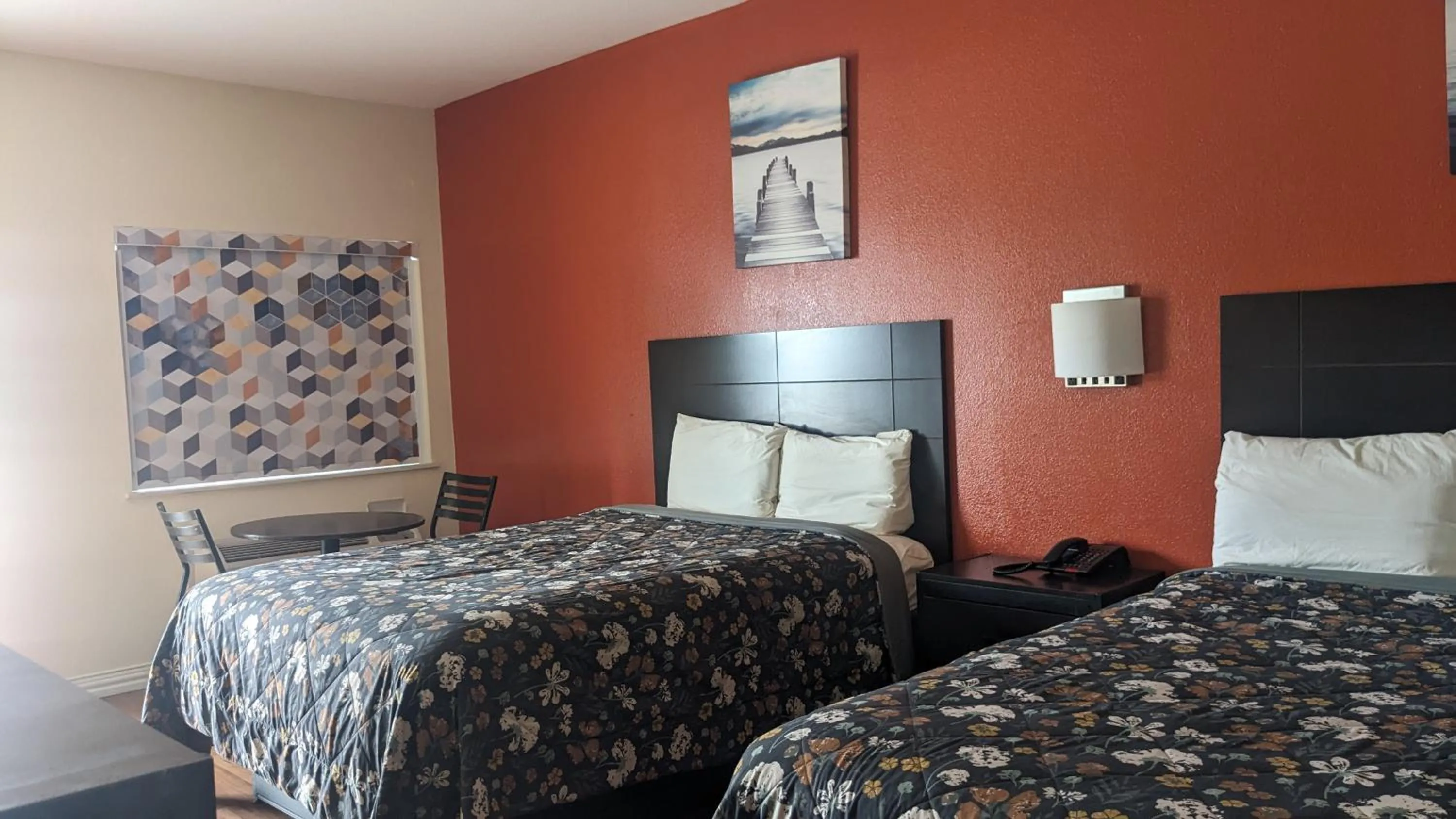 Bed in Rodeway Inn & Suites Humble IAH