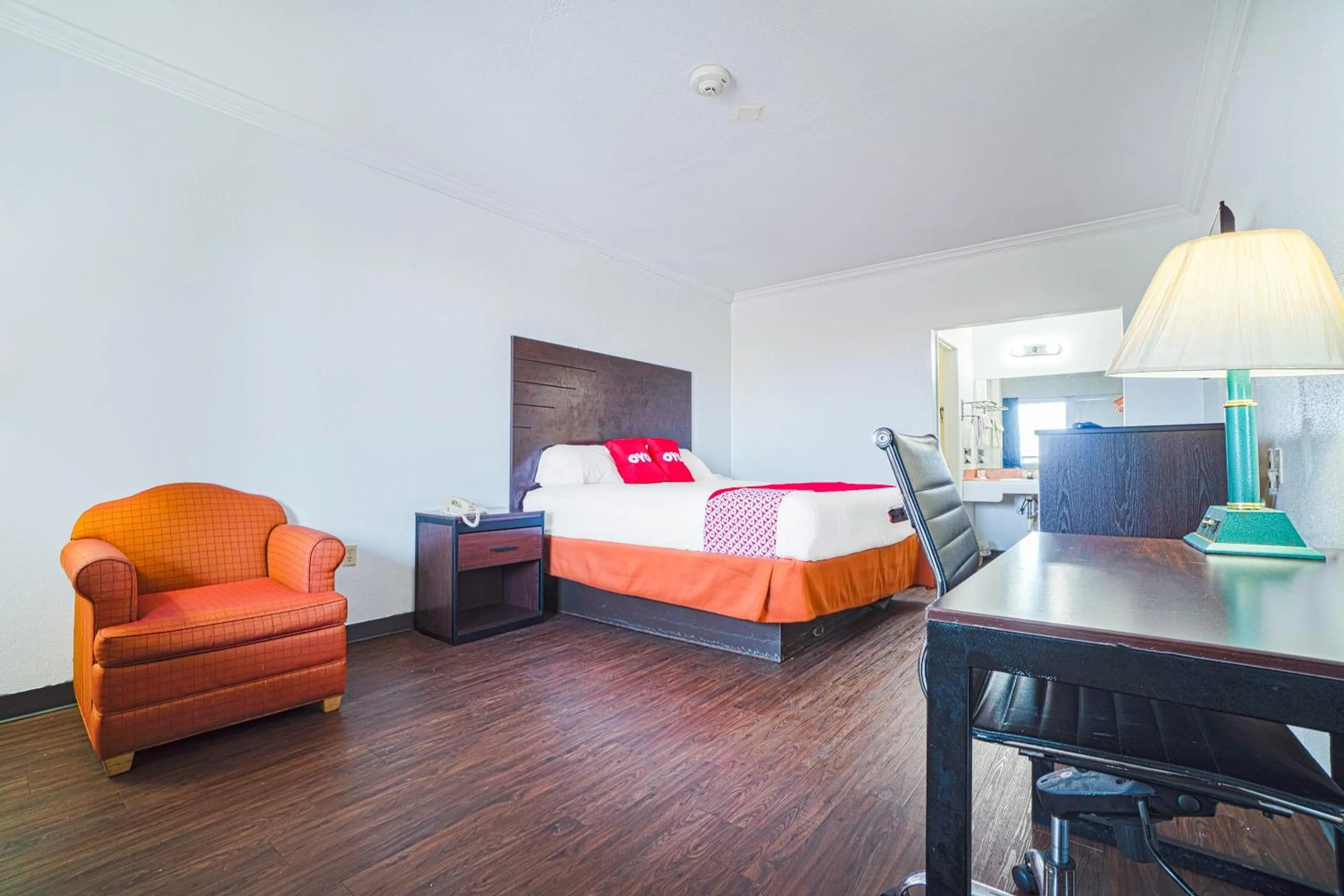 Bedroom, Bed in OYO Hotel Kingsville - Hwy 77