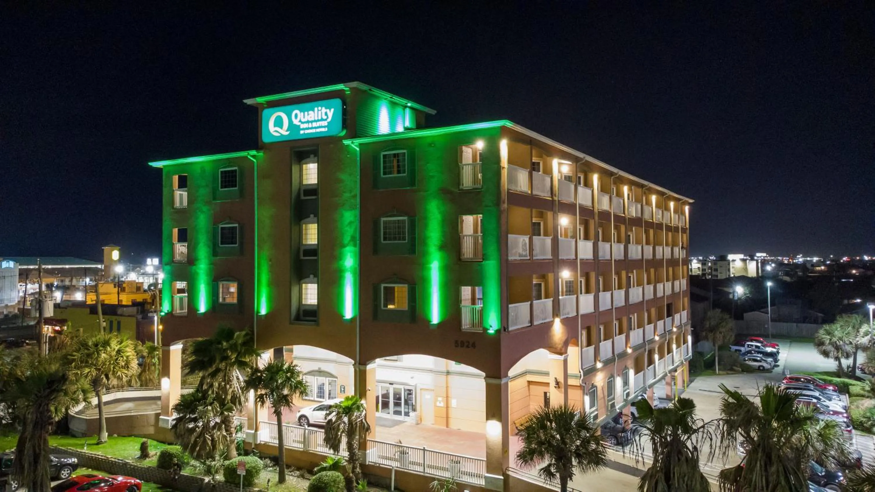 Property building in Quality Inn & Suites Galveston - Beachfront