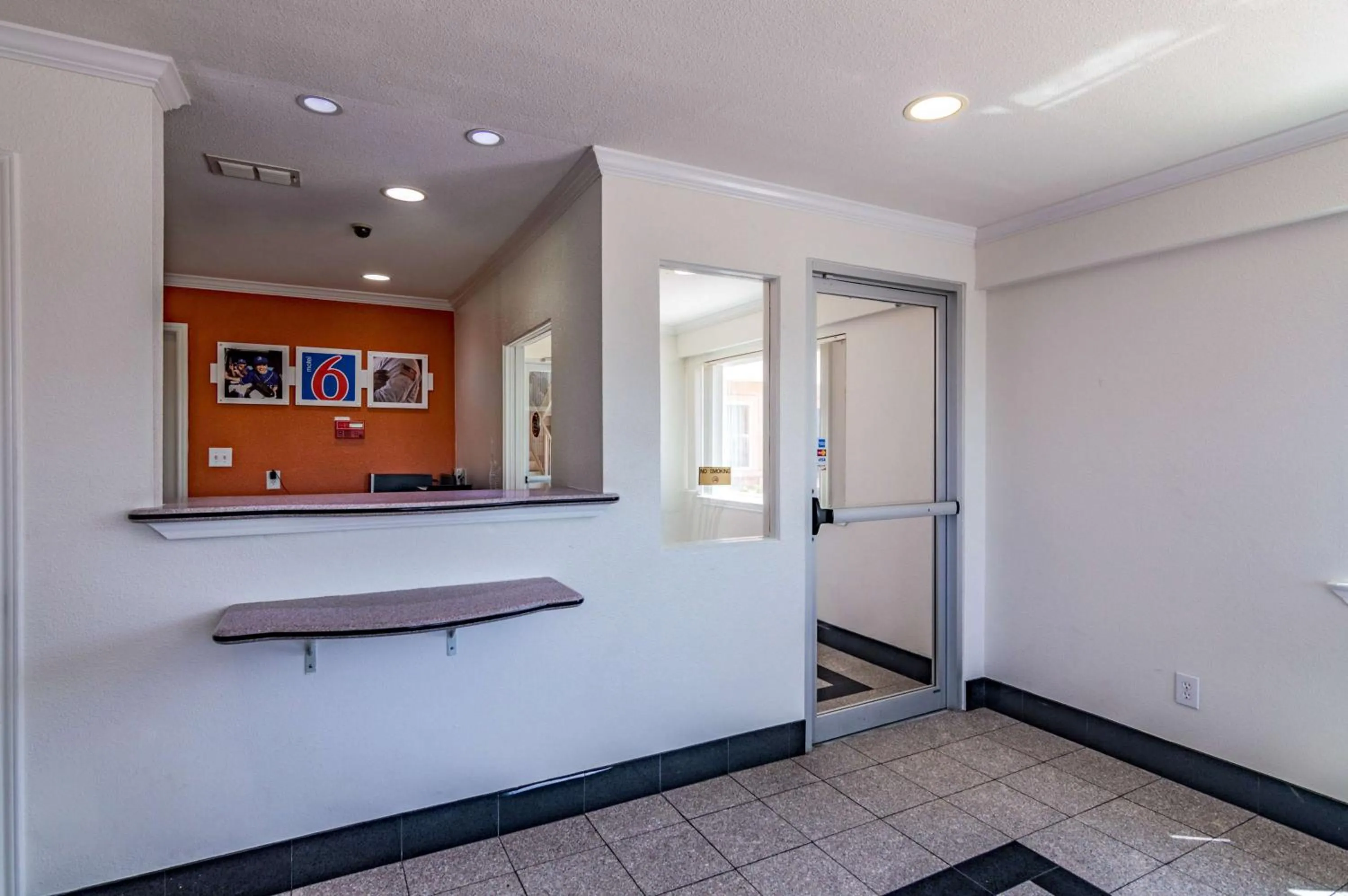 Lobby or reception in Motel 6-Azle, TX