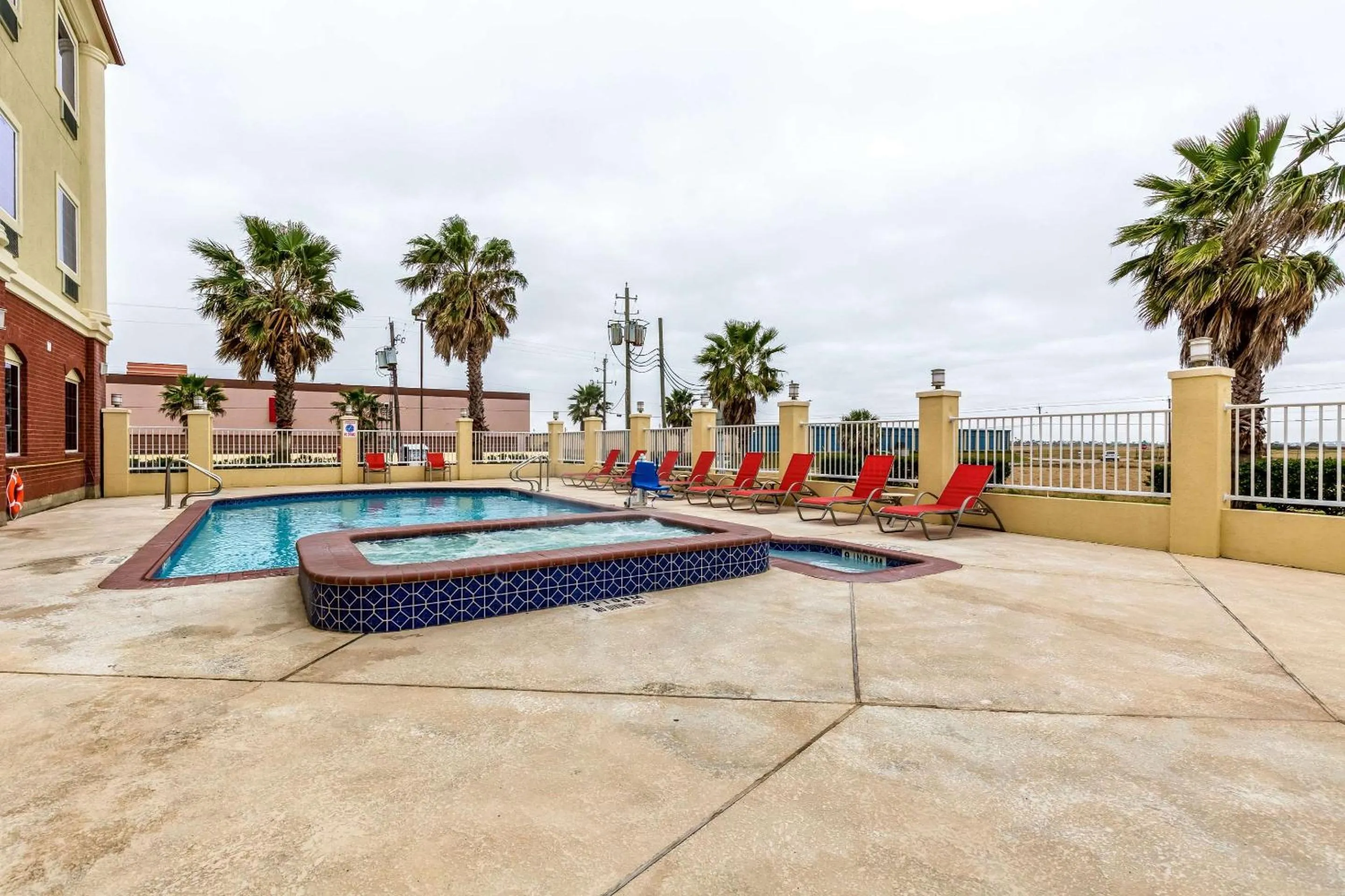 On site in Comfort Suites Galveston Cruise Port Area - Beachside