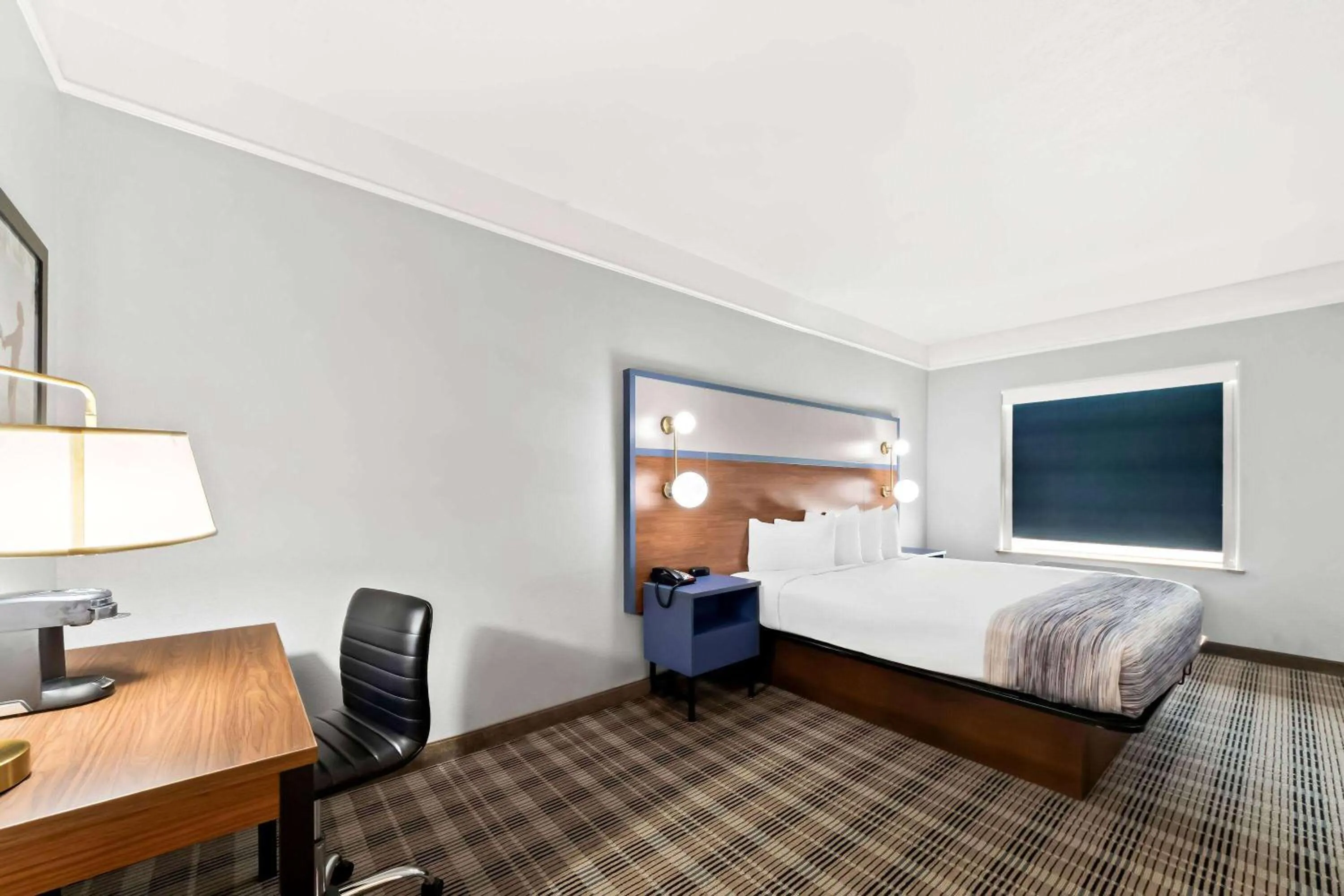 Photo of the whole room, Bed in AmericInn by Wyndham New Braunfels