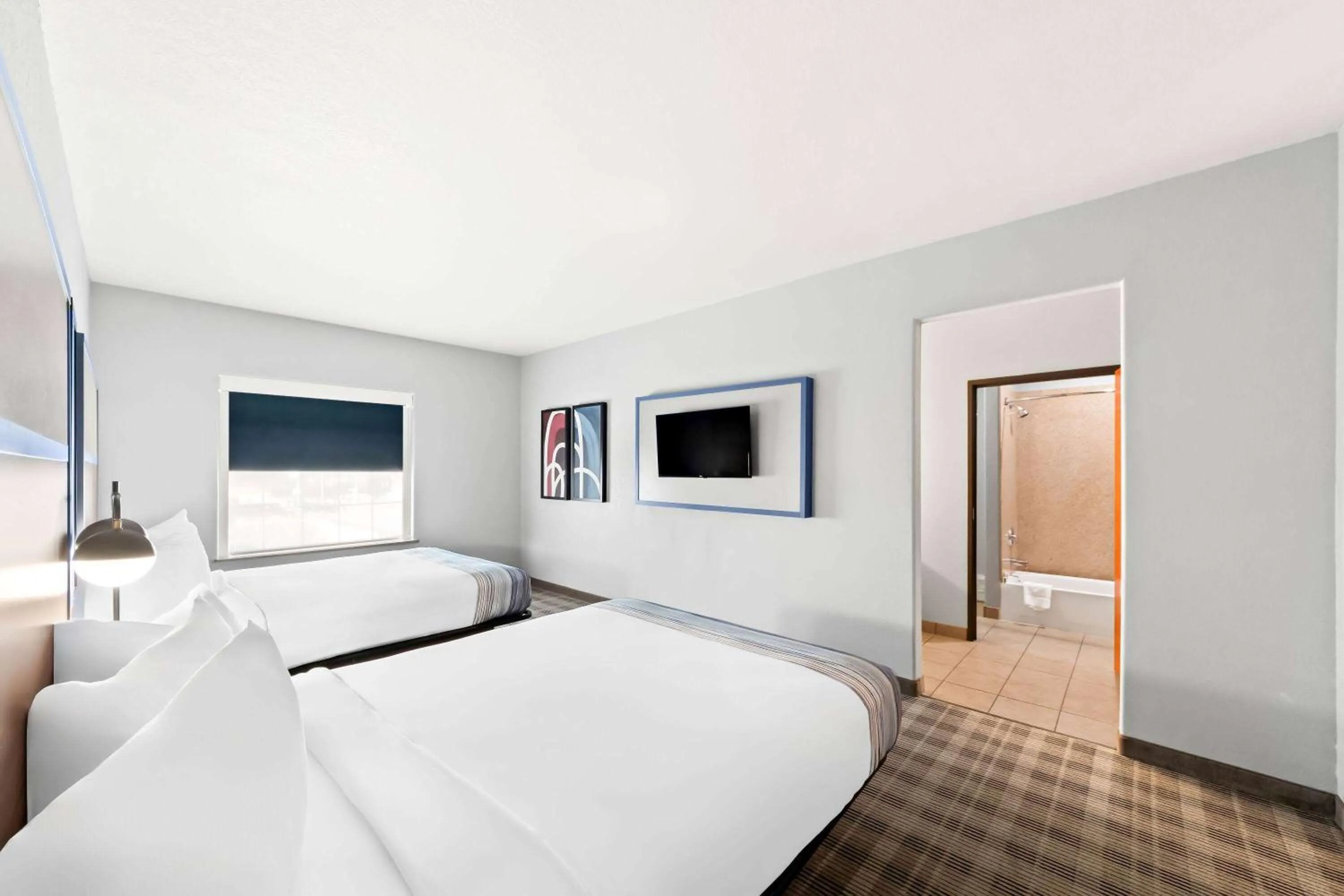 Photo of the whole room, Bed in AmericInn by Wyndham New Braunfels