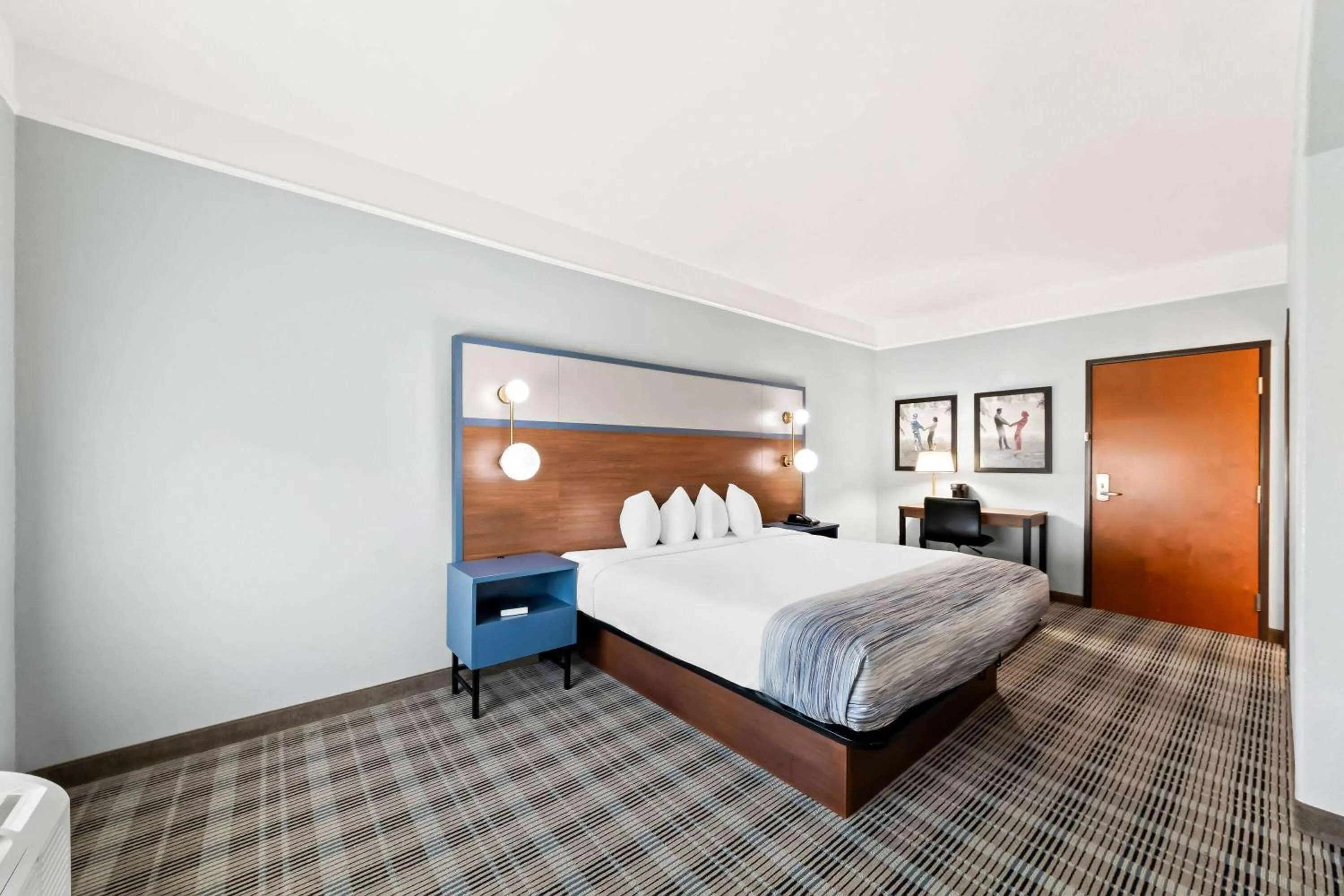 Bed in AmericInn by Wyndham New Braunfels