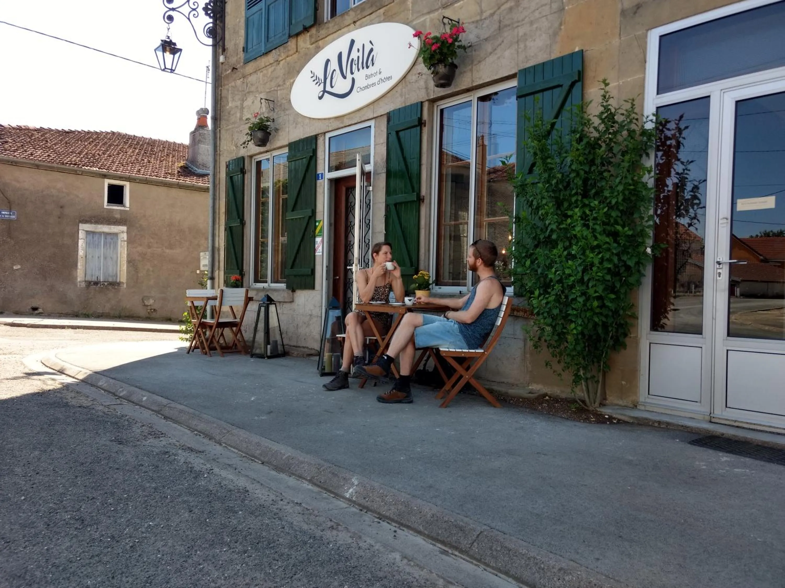 Facade/entrance in Le Voilà