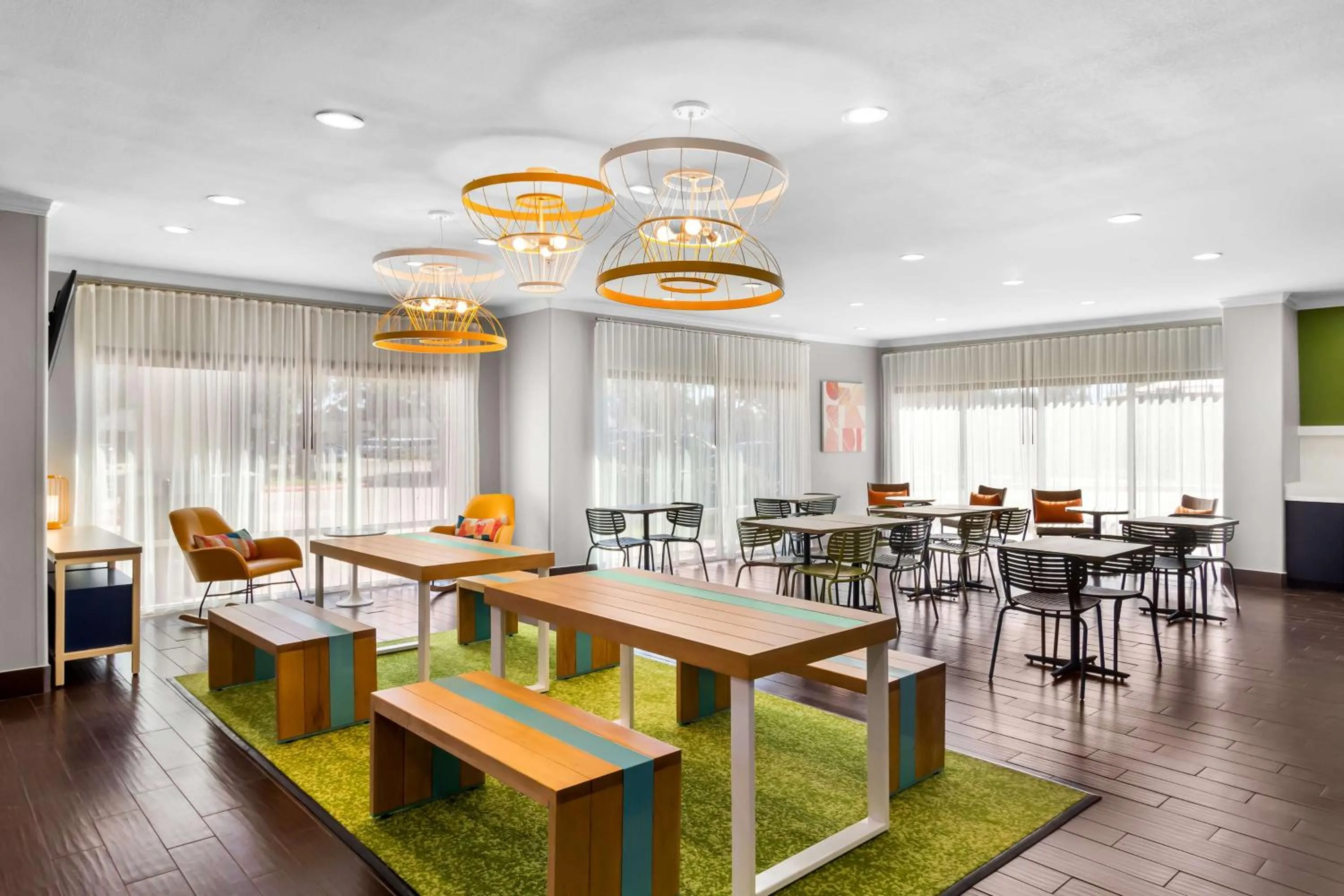 Breakfast in Spark by Hilton Pearland