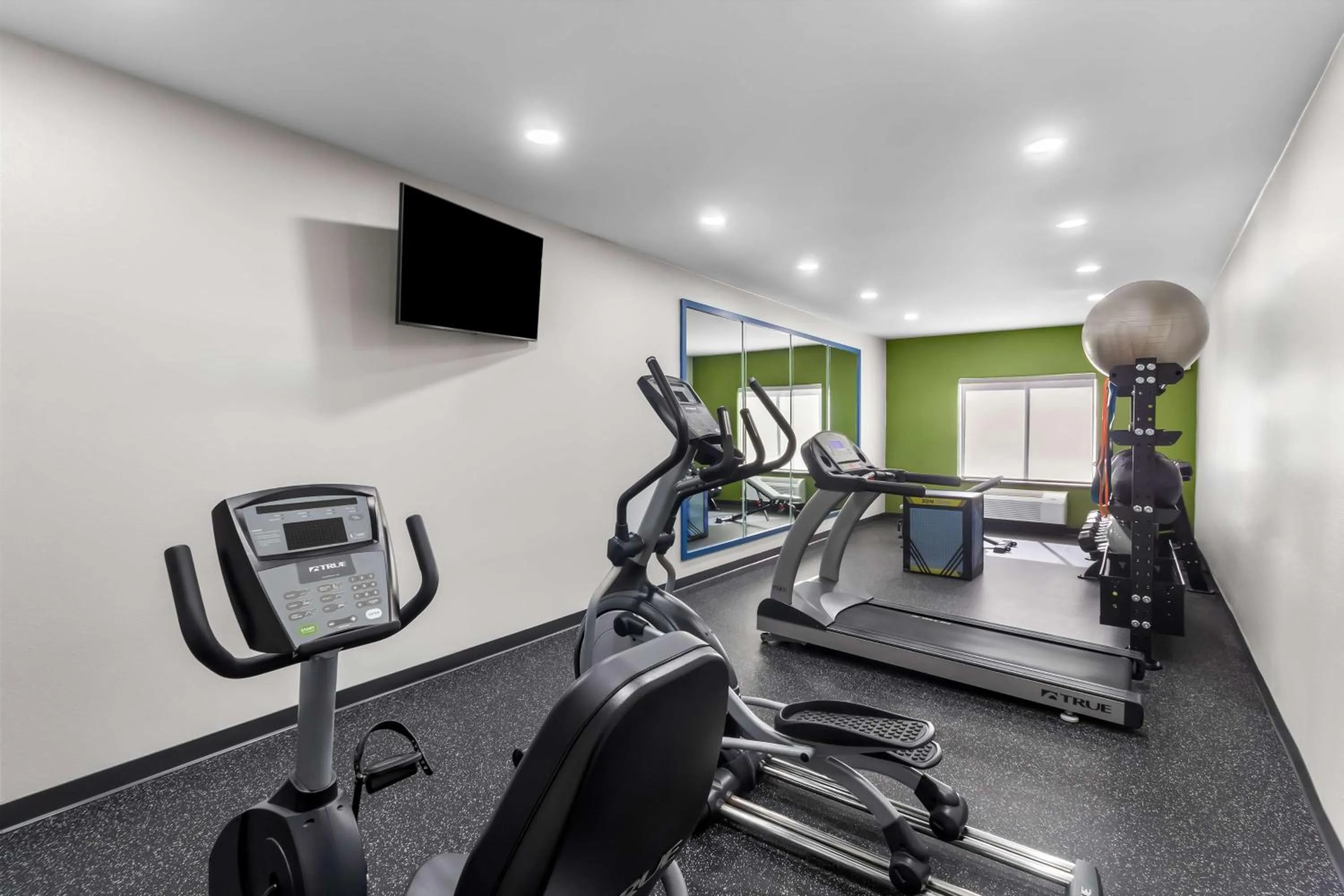 Fitness centre/facilities in Spark by Hilton Pearland