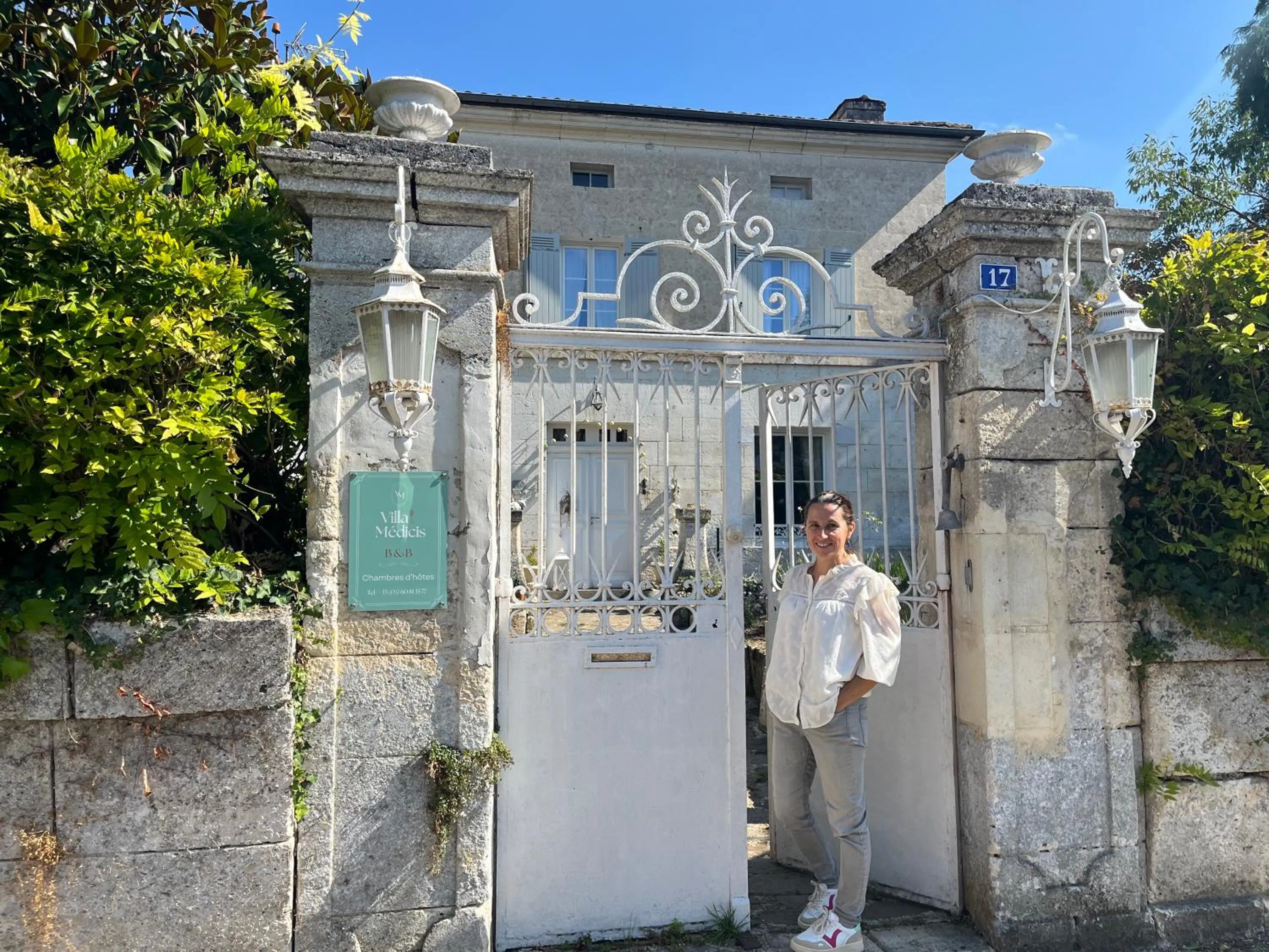 Property building in Villa Médicis