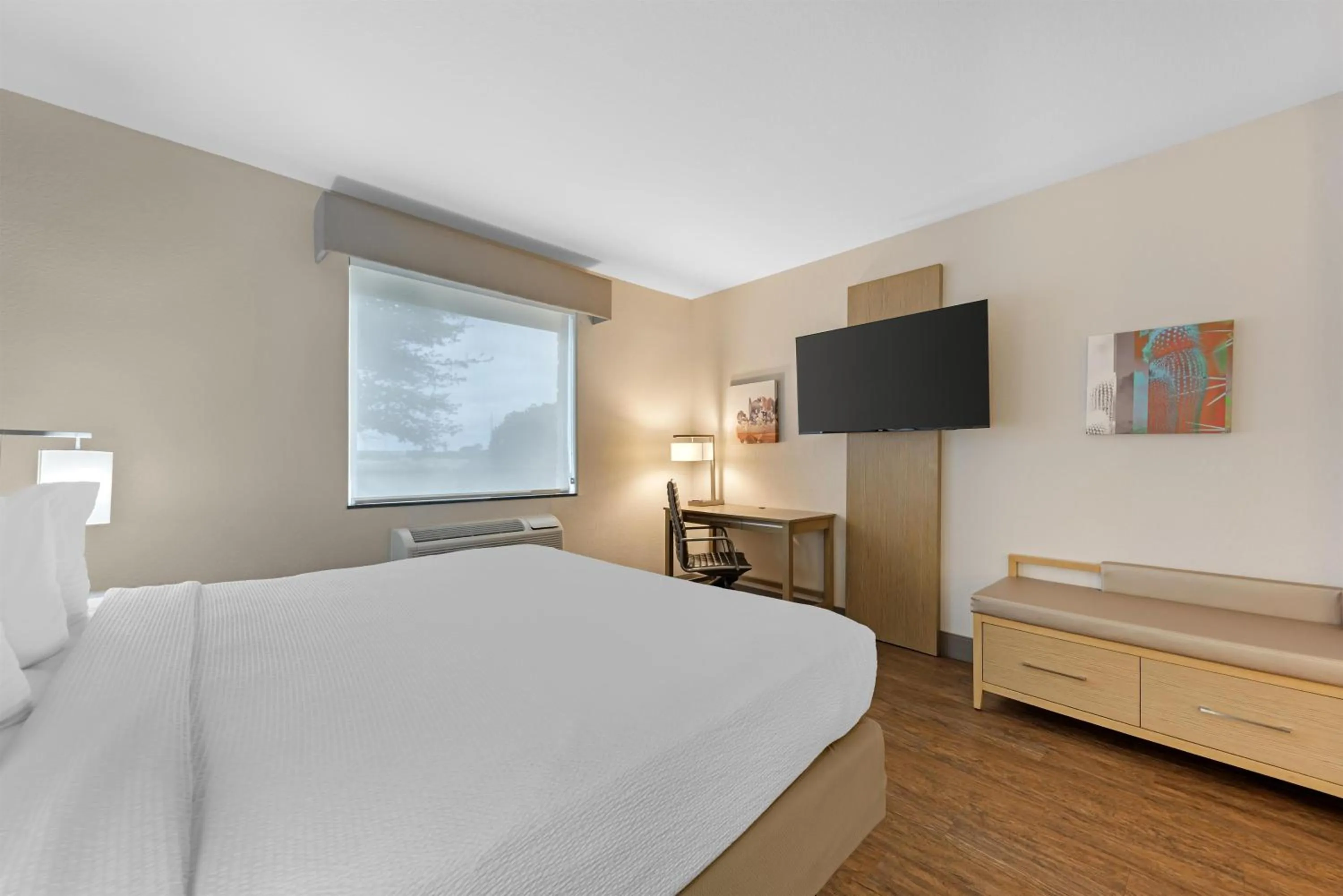 Bedroom, Bed in Best Western Plus Killeen - Fort Cavazos Hotel & Suites
