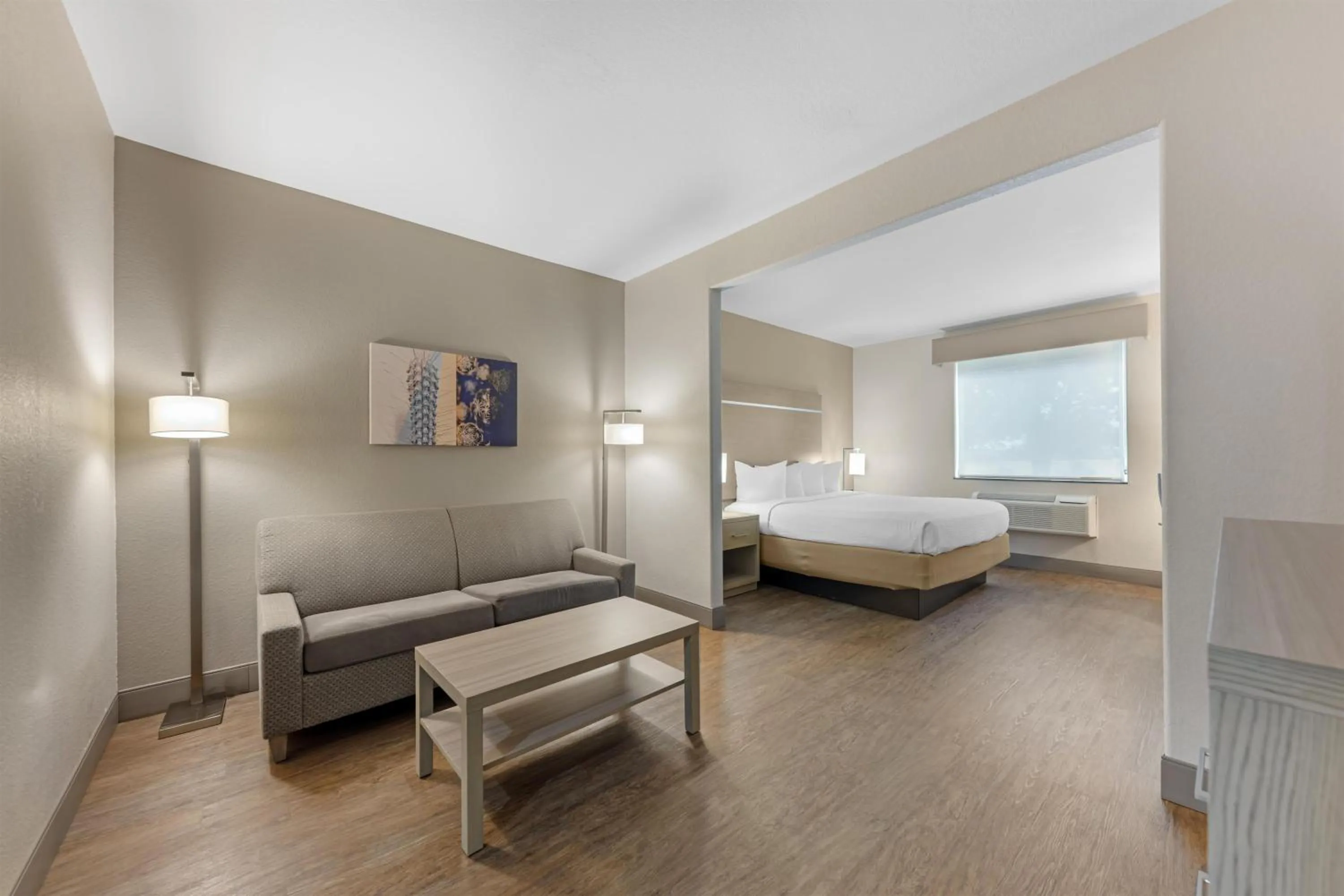 Bedroom, Bed in Best Western Plus Killeen - Fort Cavazos Hotel & Suites