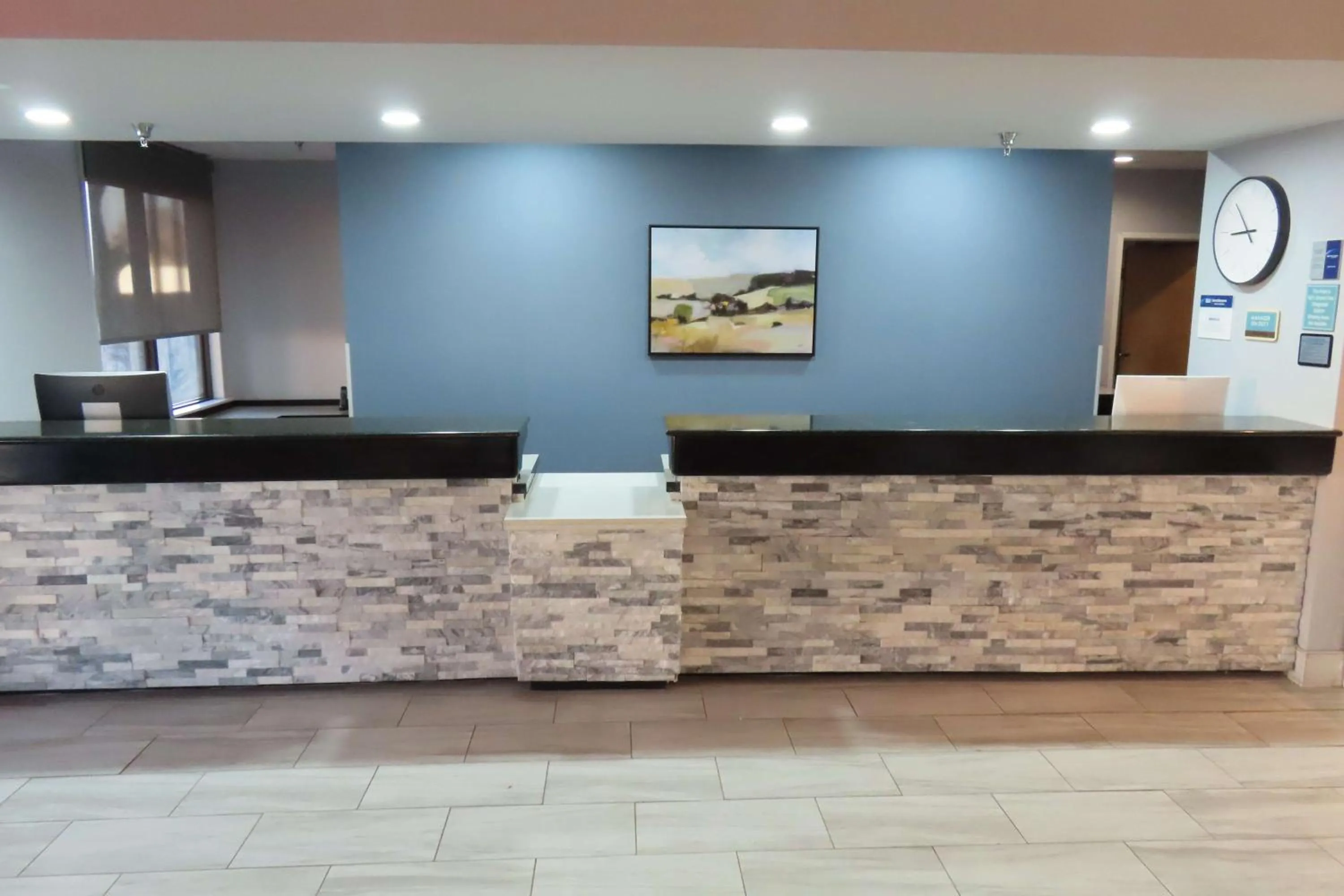 Lobby or reception in Best Western Childress West Hotel
