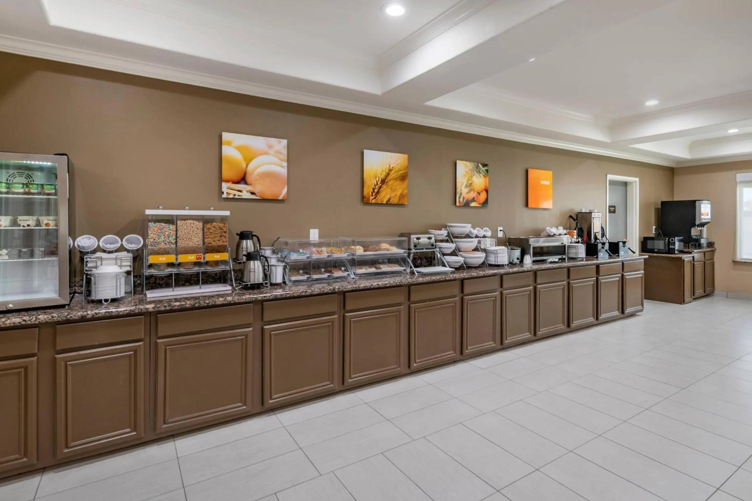 Breakfast in Comfort Inn & Suites Lubbock West