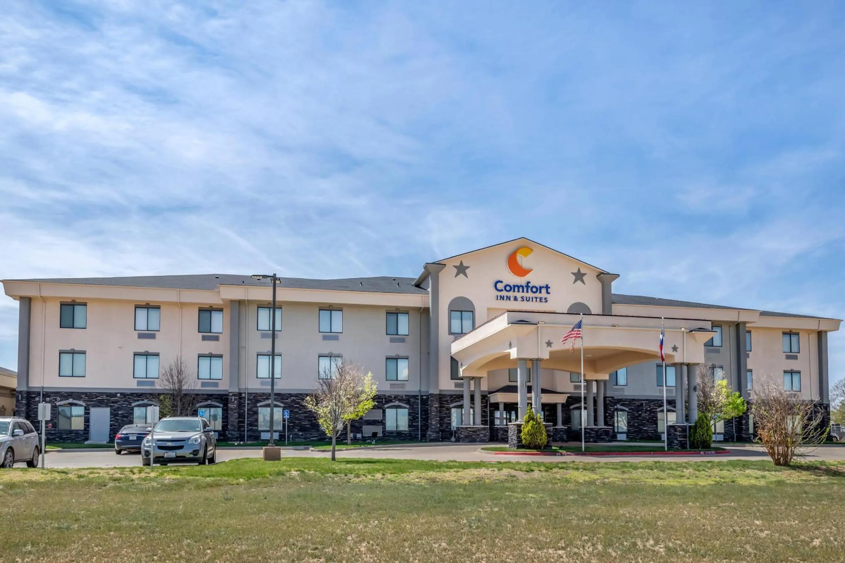 Property building in Comfort Inn & Suites Lubbock West