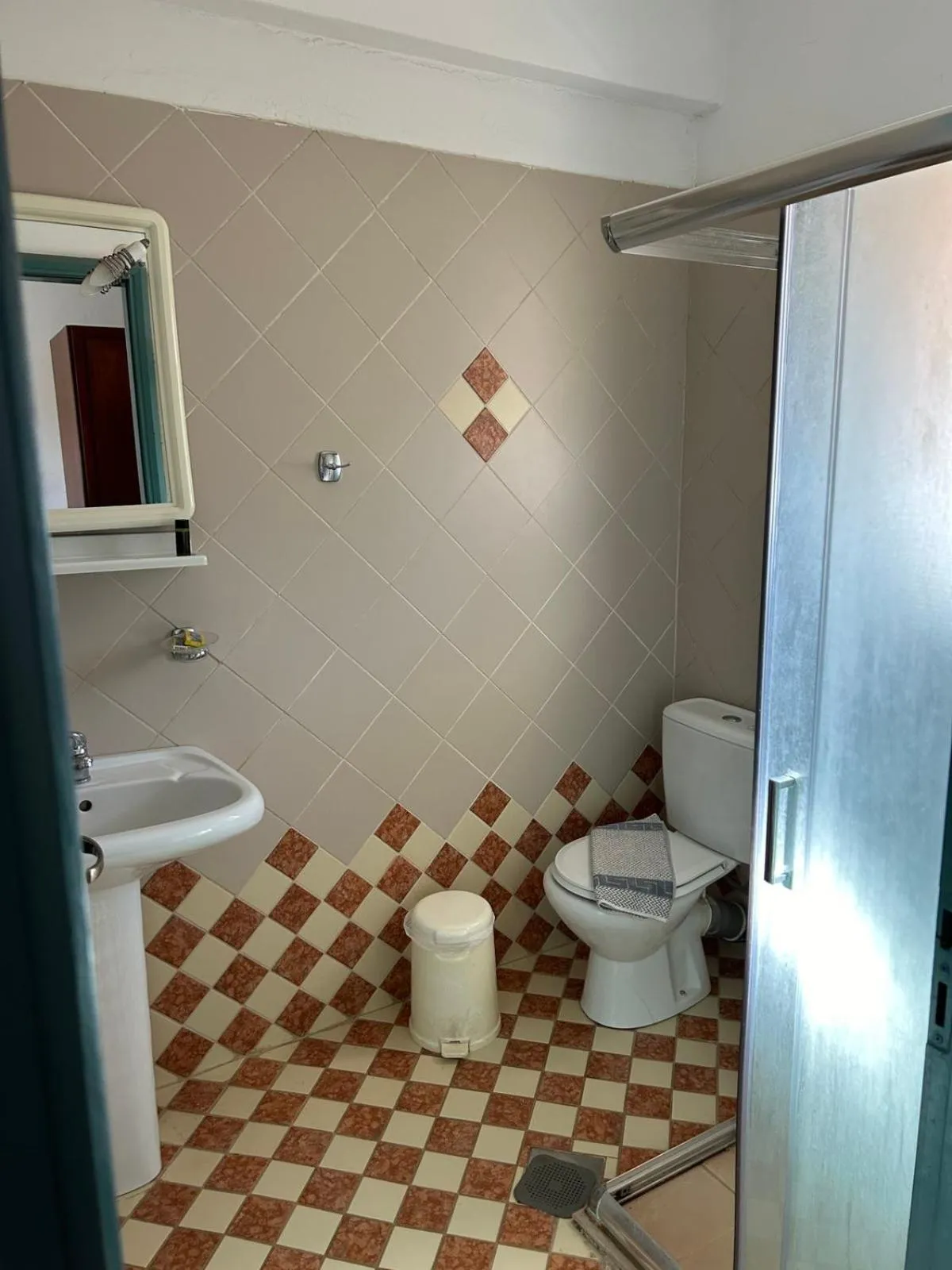 Bathroom in Areti Aparthotel