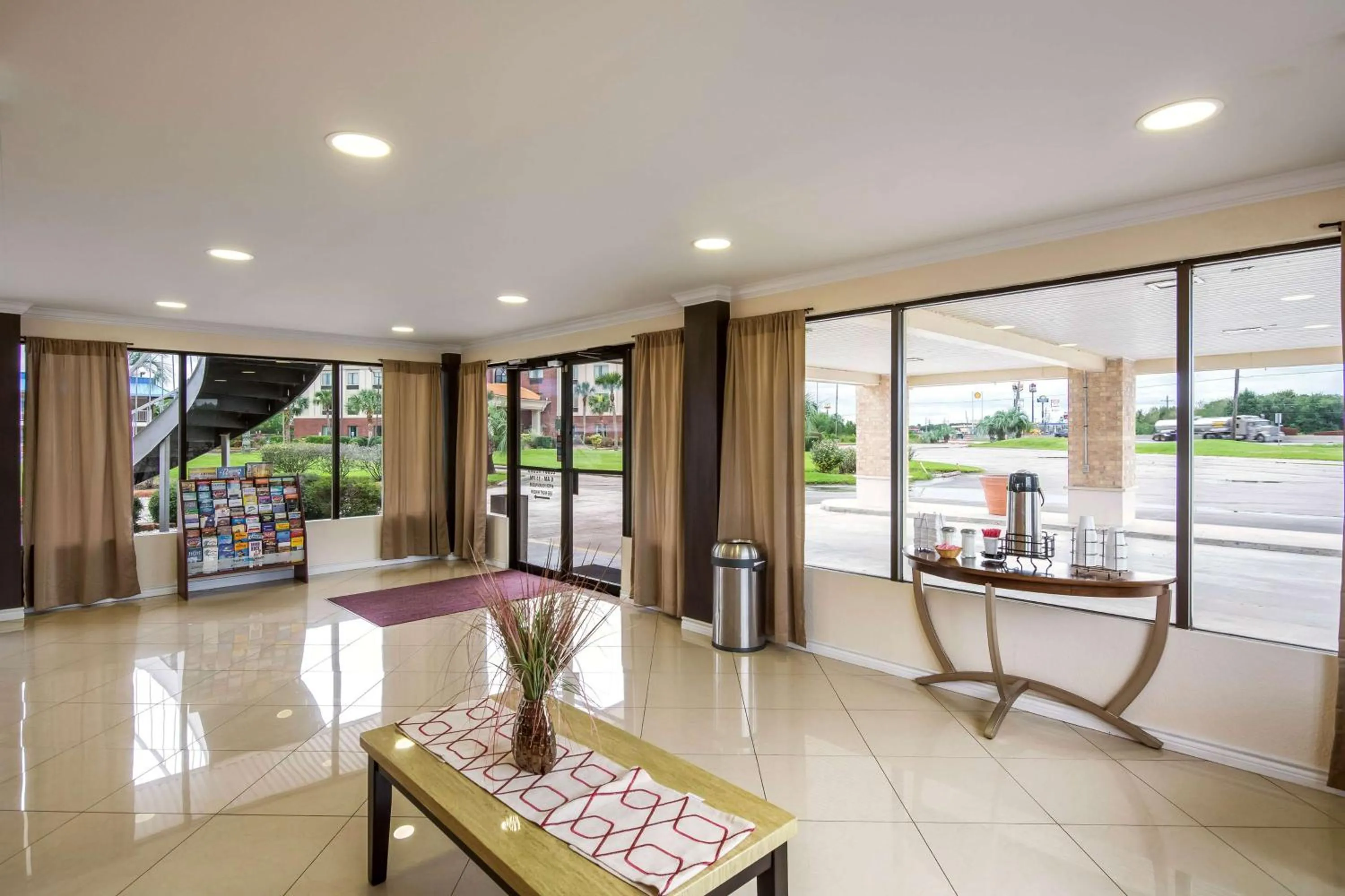 Lobby or reception in Motel 6-Winnie, TX