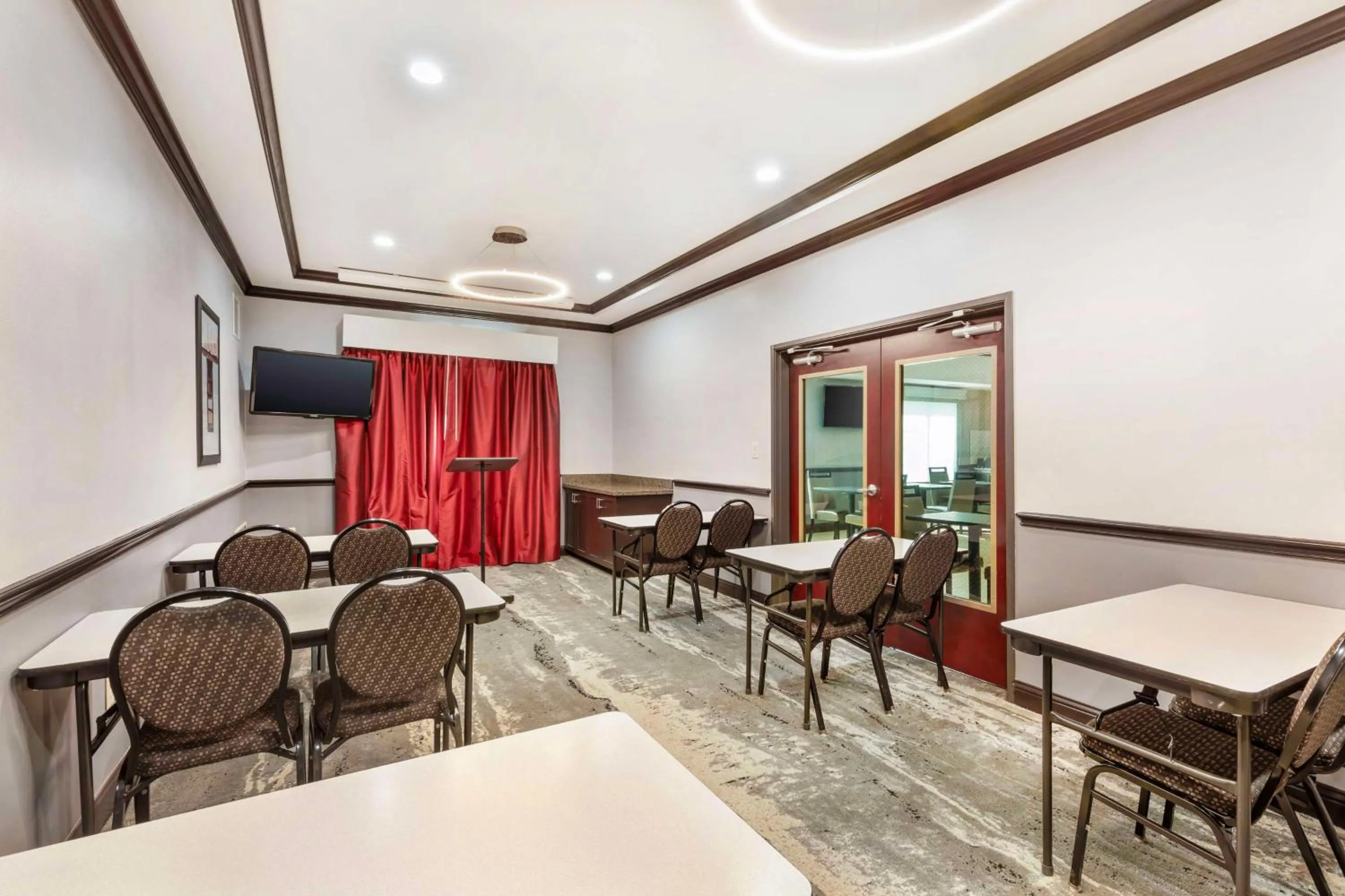Meeting/conference room in Best Western Carthage Inn & Suites