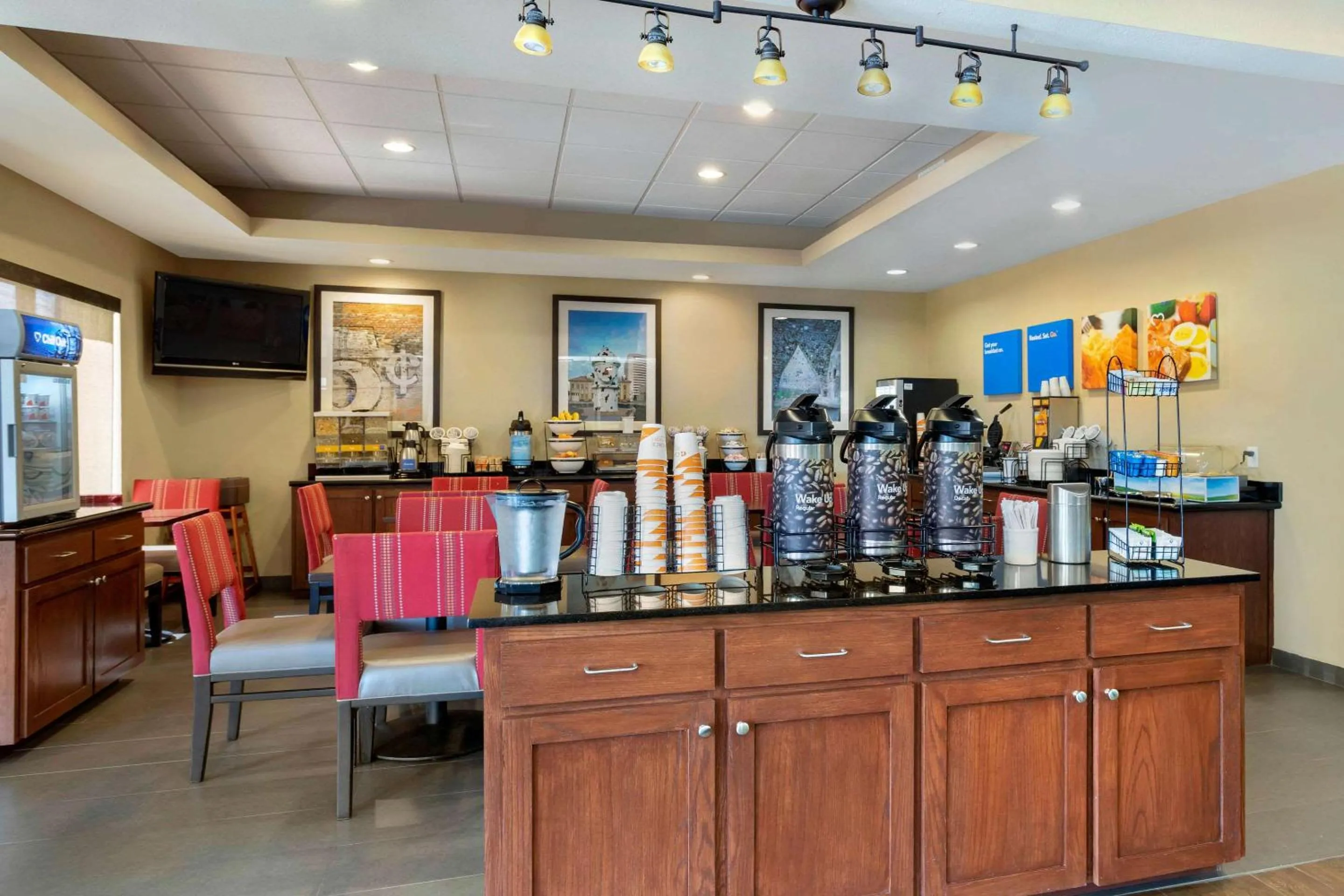 Restaurant/places to eat in Comfort Inn & Suites Port Arthur-Port Neches