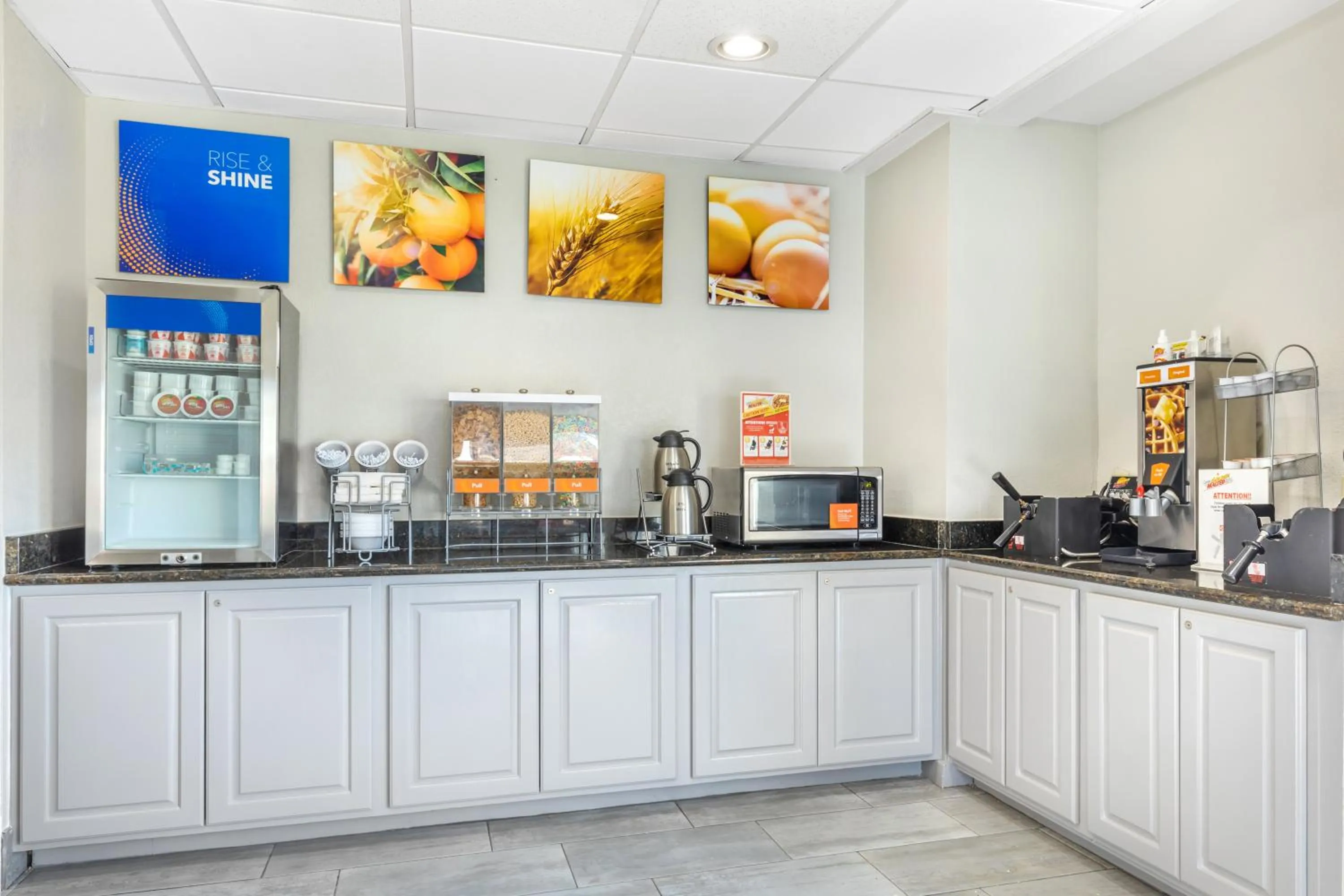 Breakfast in Comfort Suites Nacogdoches