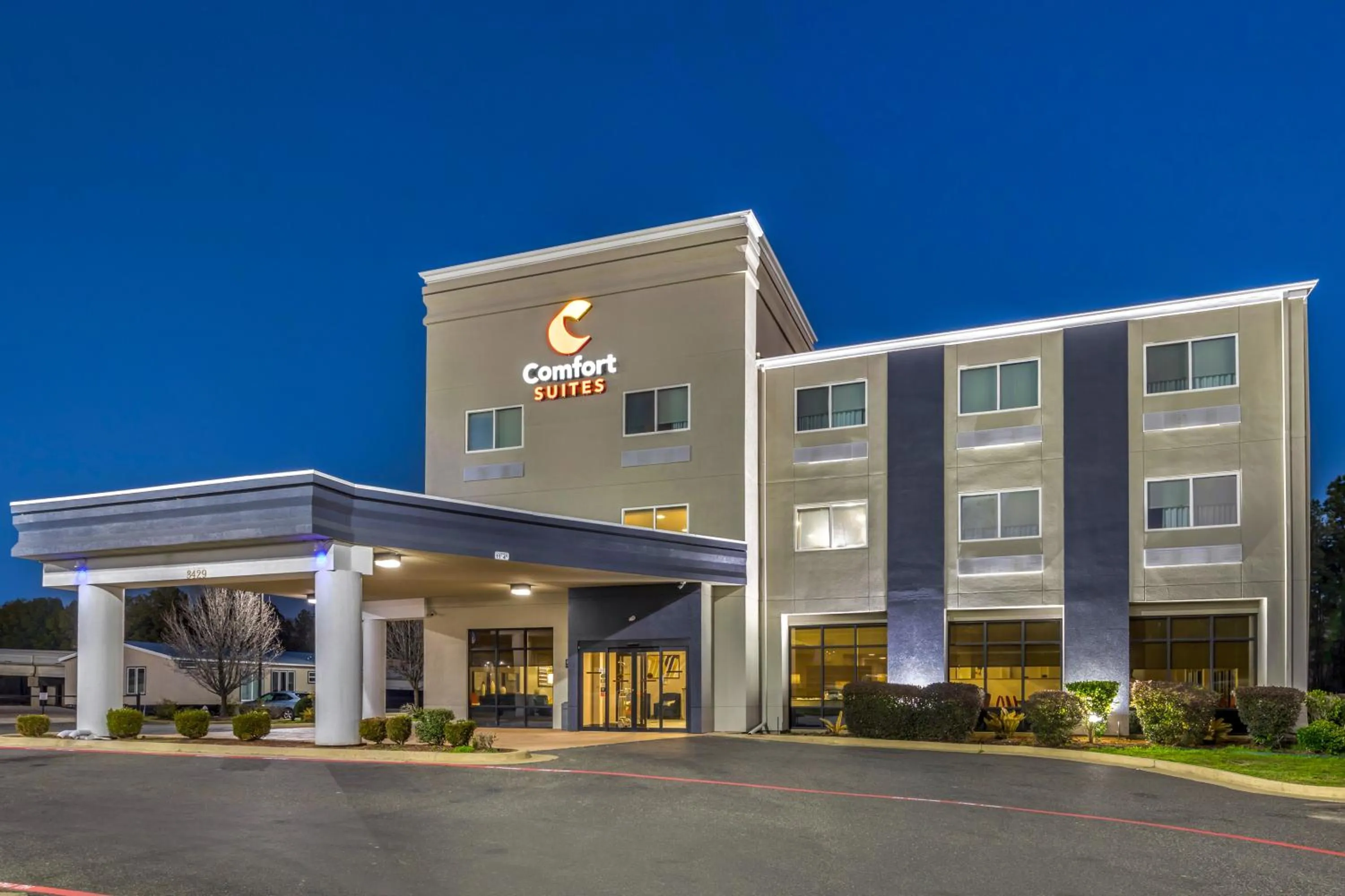 Property building in Comfort Suites Nacogdoches