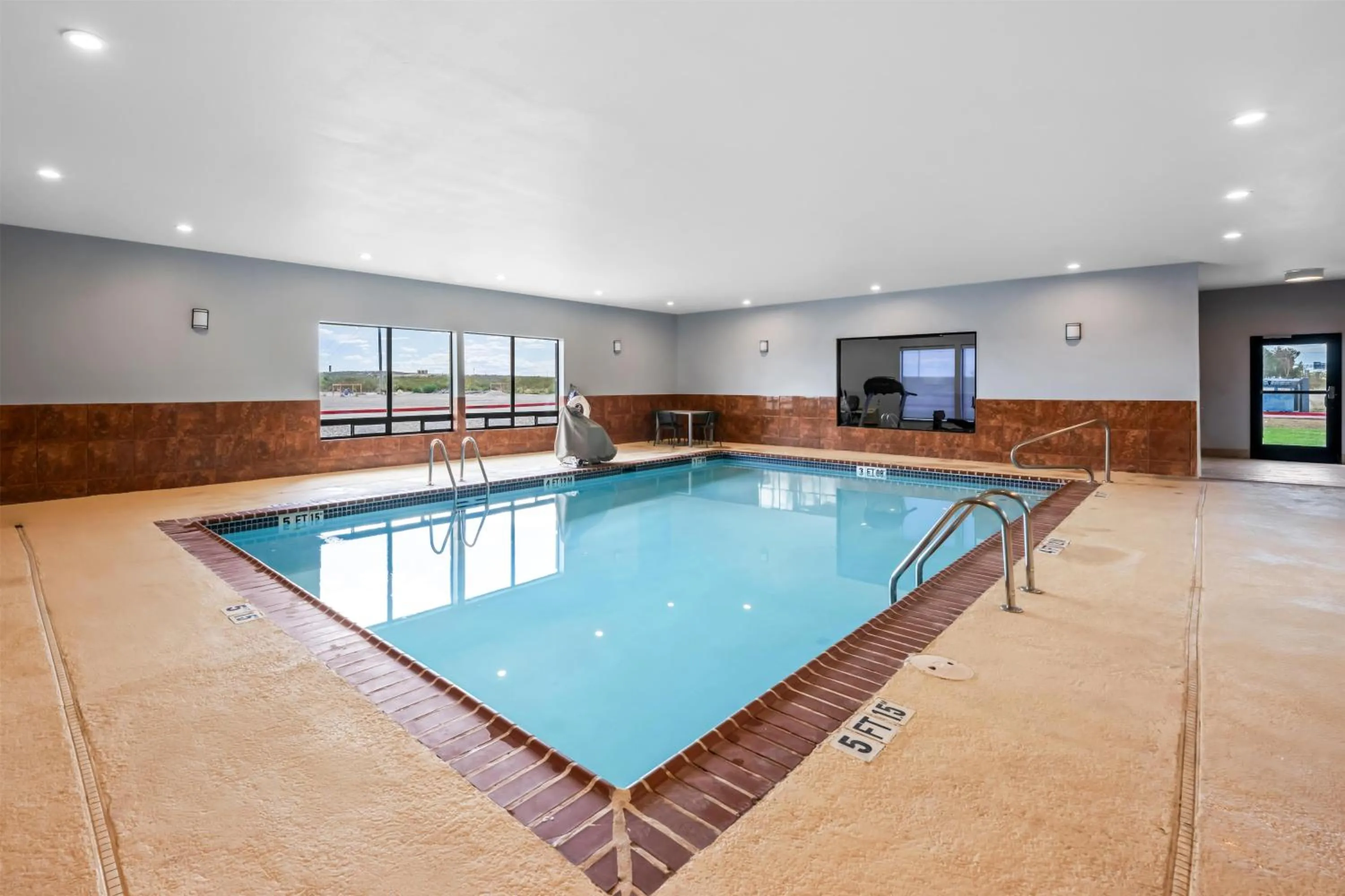 Pool view in Spark by Hilton Fort Stockton