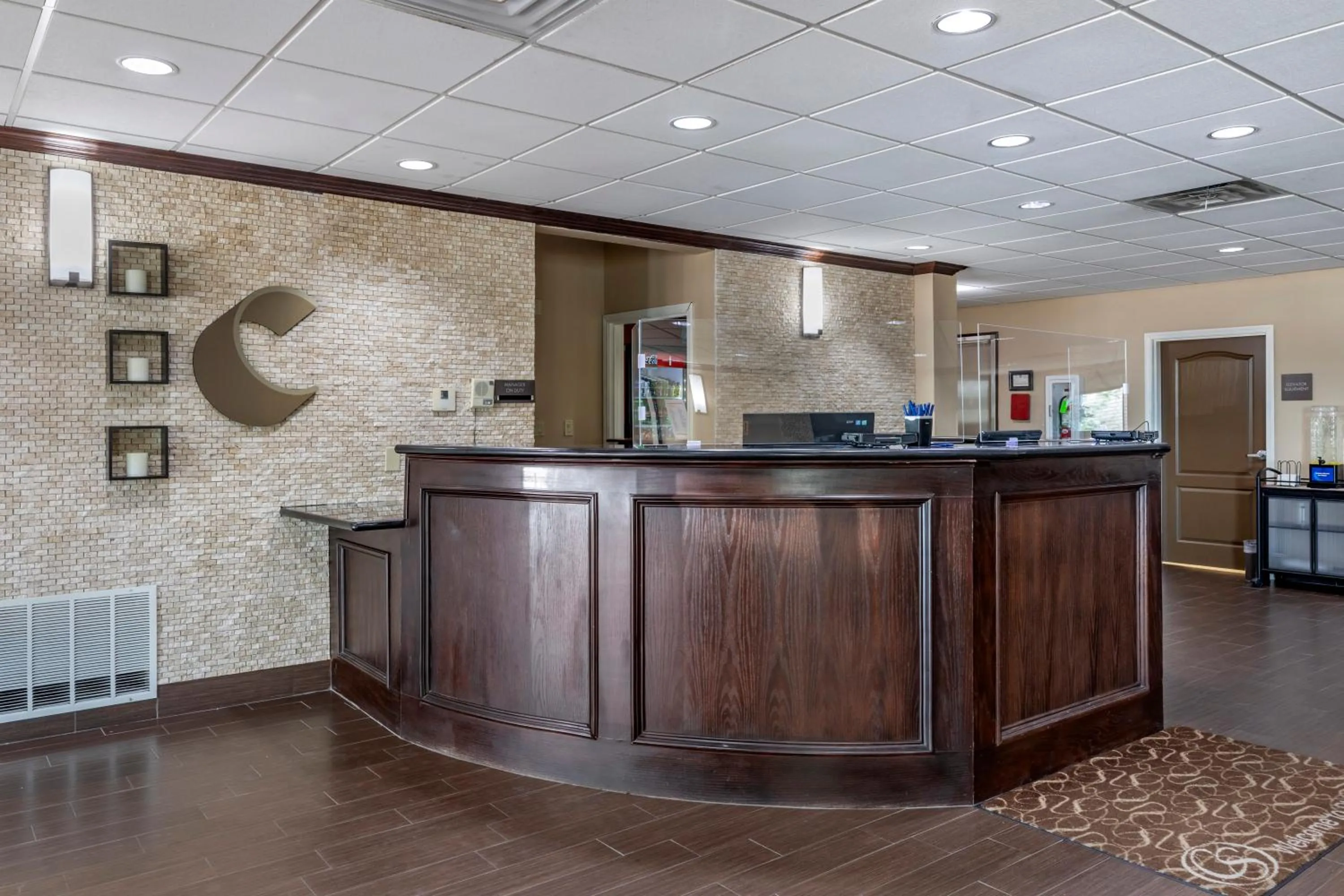Lobby or reception in Comfort Suites Plano - Dallas North