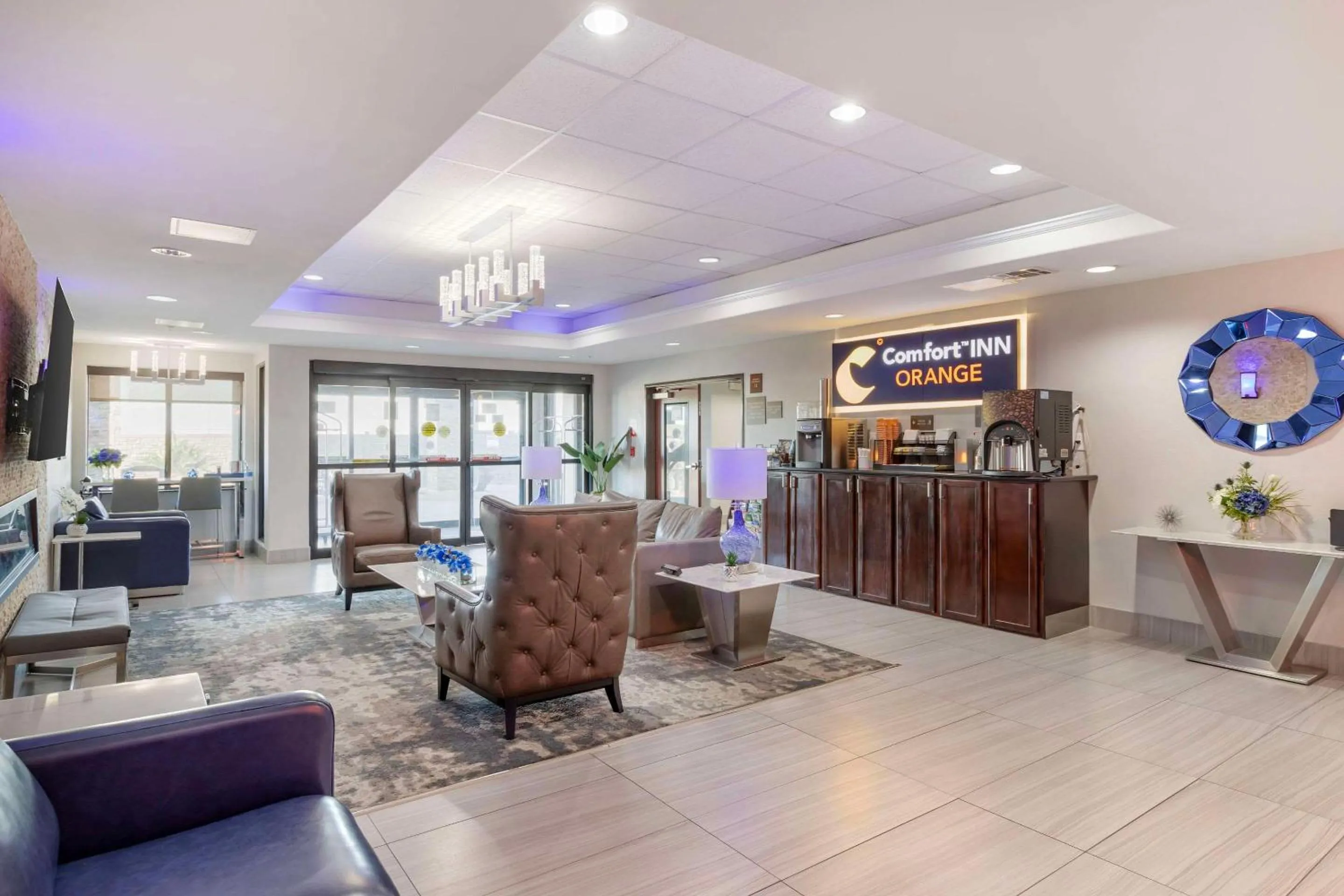 Lobby or reception in Comfort Inn by Choice Hotels Orange, TX
