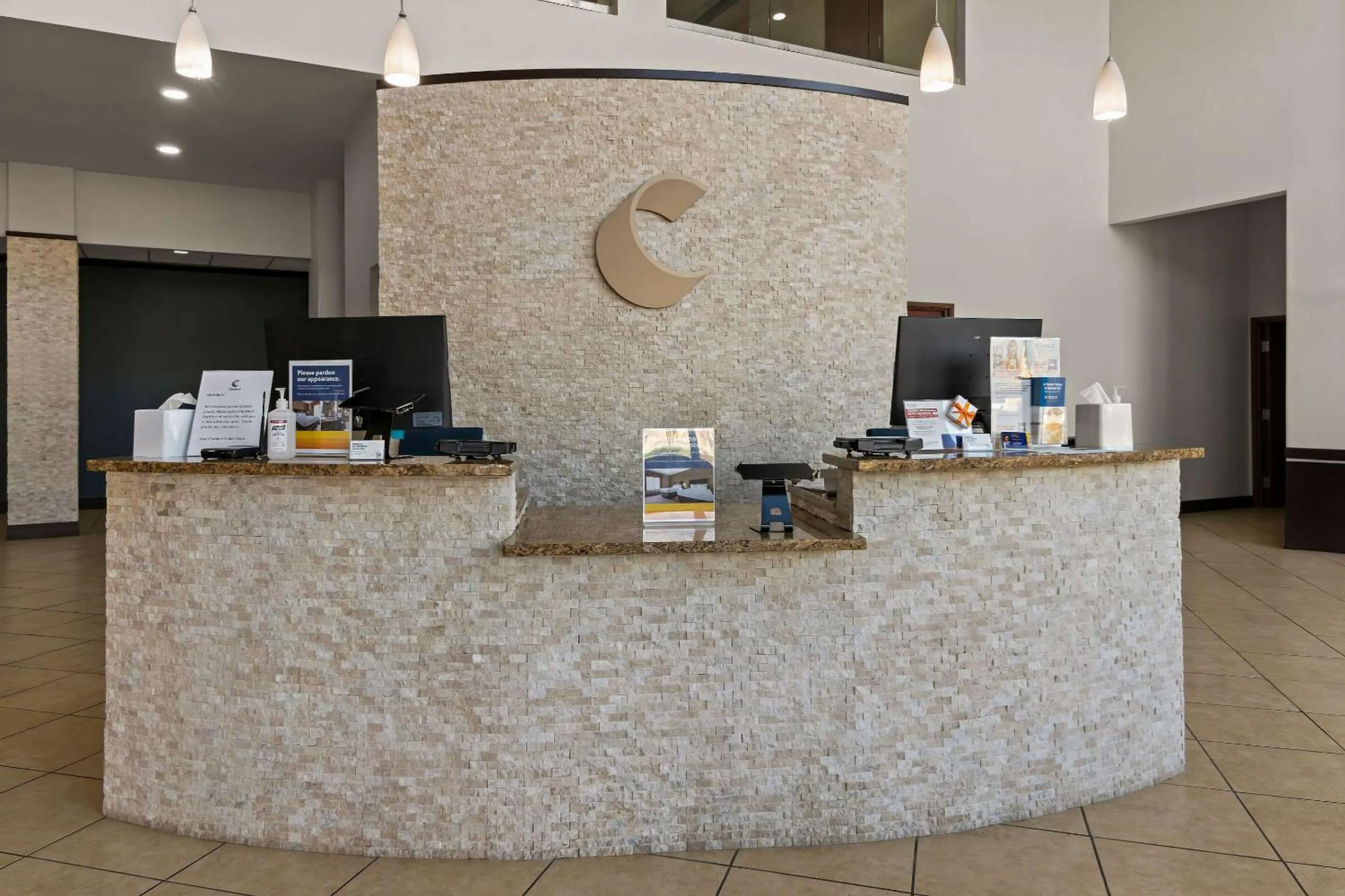 Lobby or reception in Comfort Suites