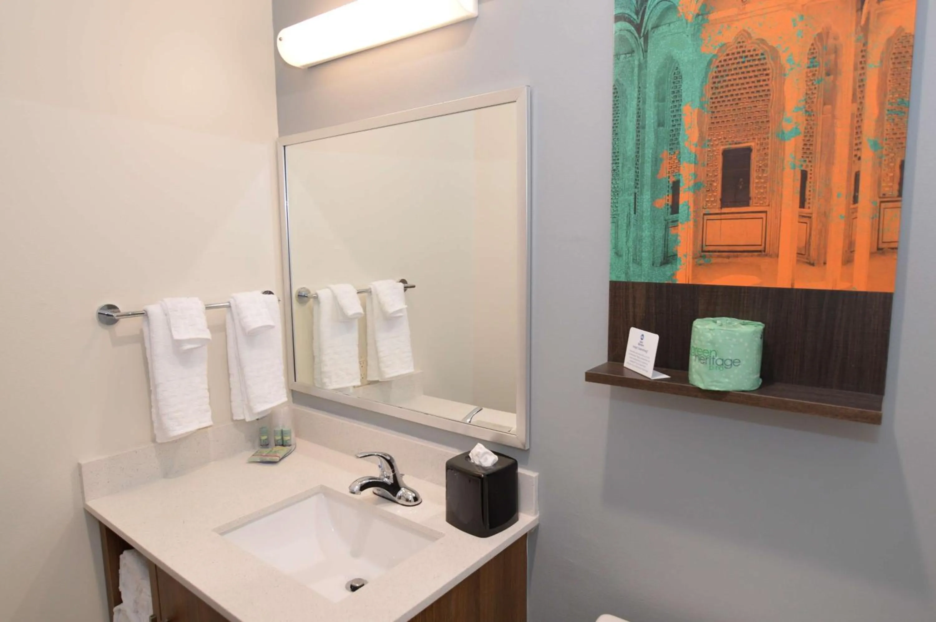 Bathroom in Best Western Ingleside Inn & Suites