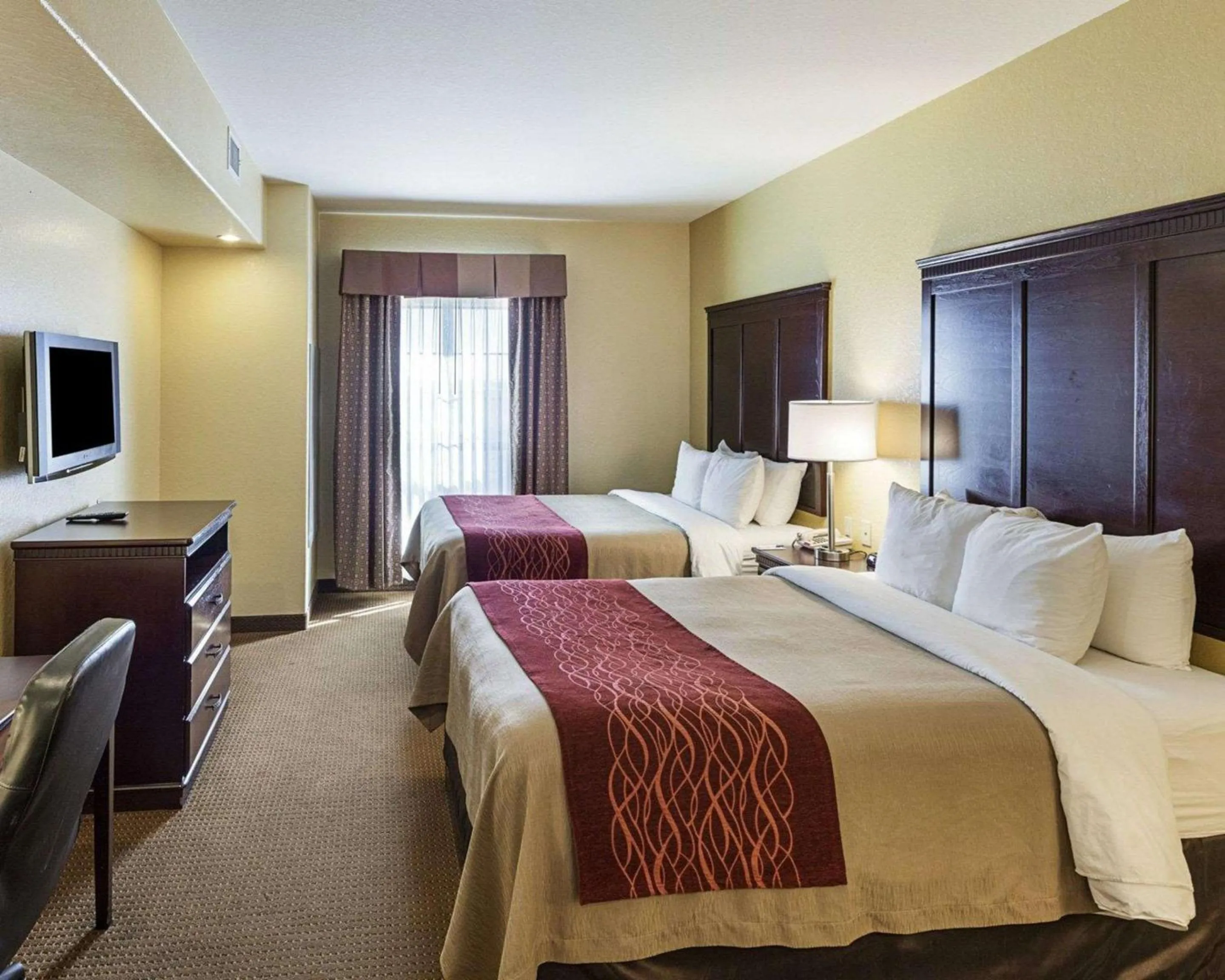 Photo of the whole room in Comfort Inn near Seaworld - Lackland AFB