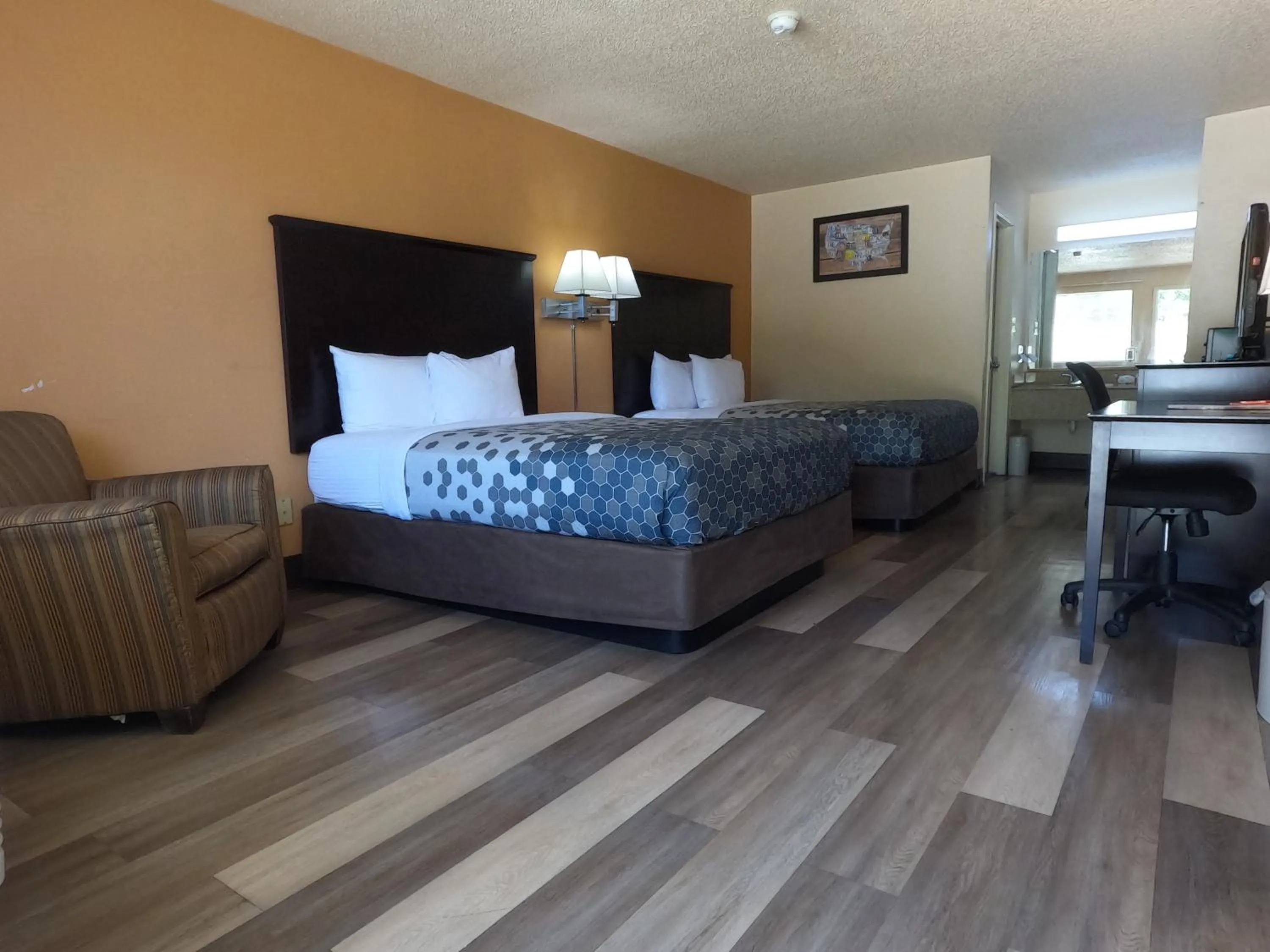 Econo Lodge Inn & Suites Downtown Northeast near Fort Sam Houston