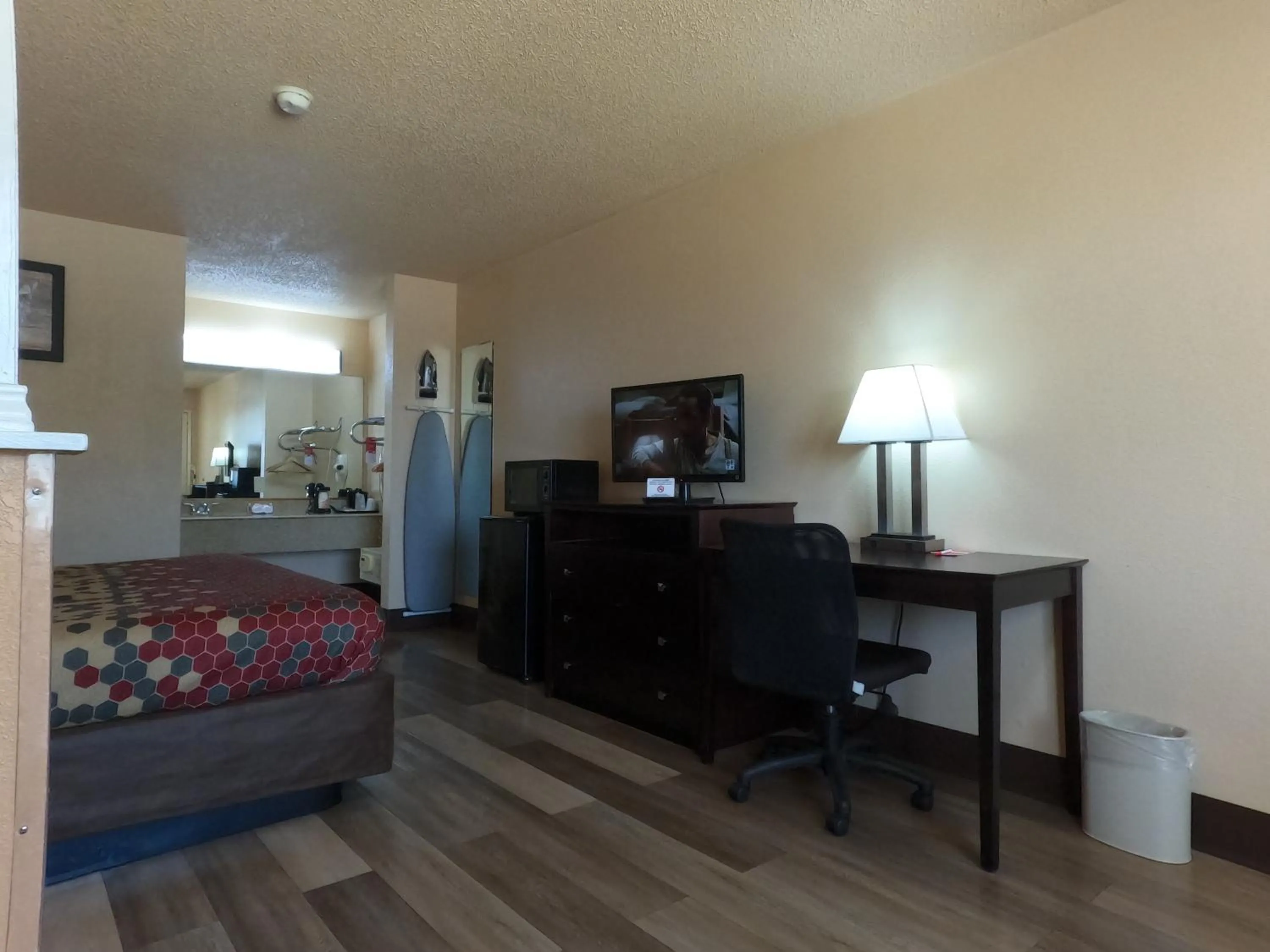 Econo Lodge Inn & Suites Downtown Northeast near Fort Sam Houston