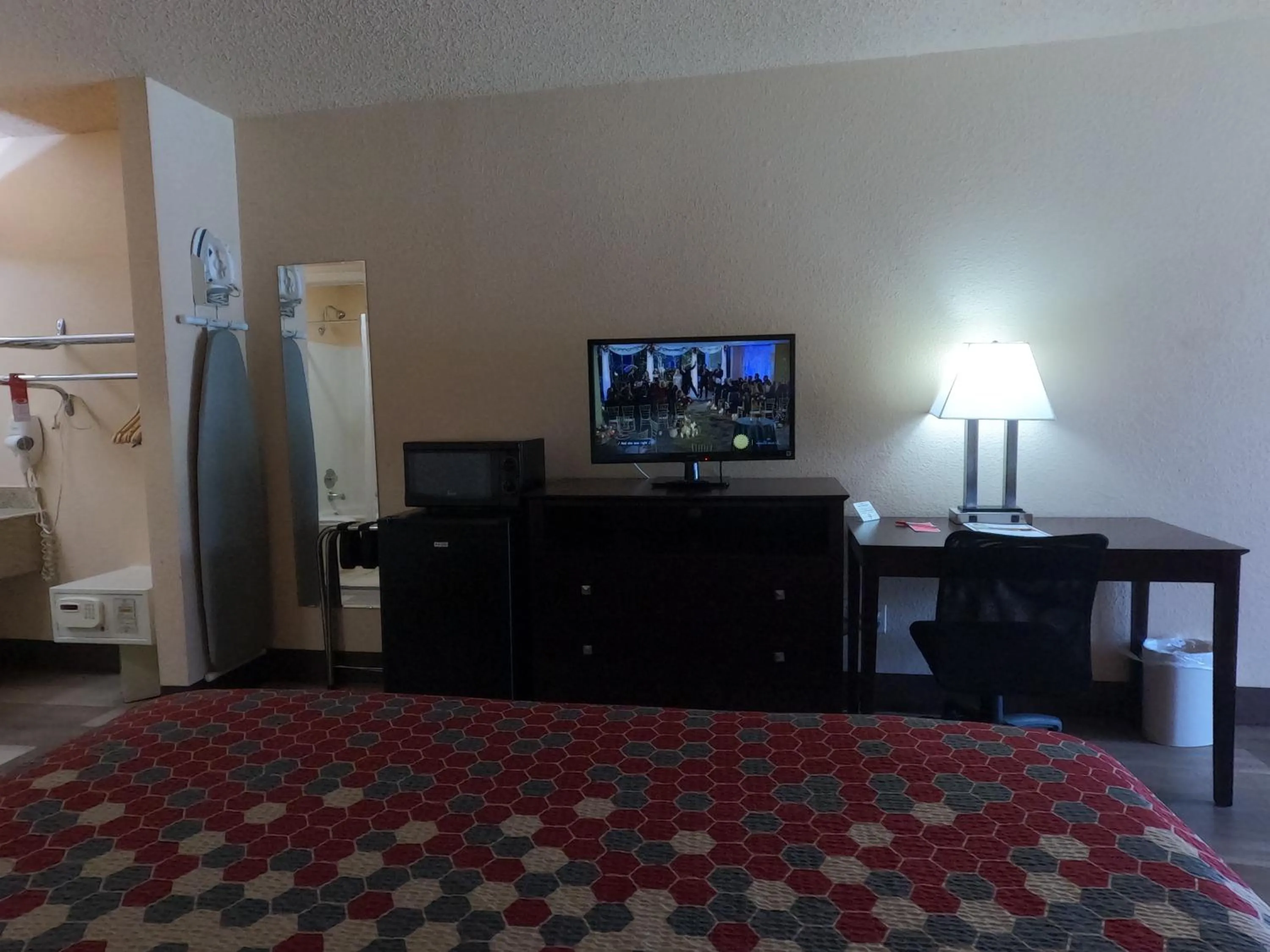Econo Lodge Inn & Suites Downtown Northeast near Fort Sam Houston