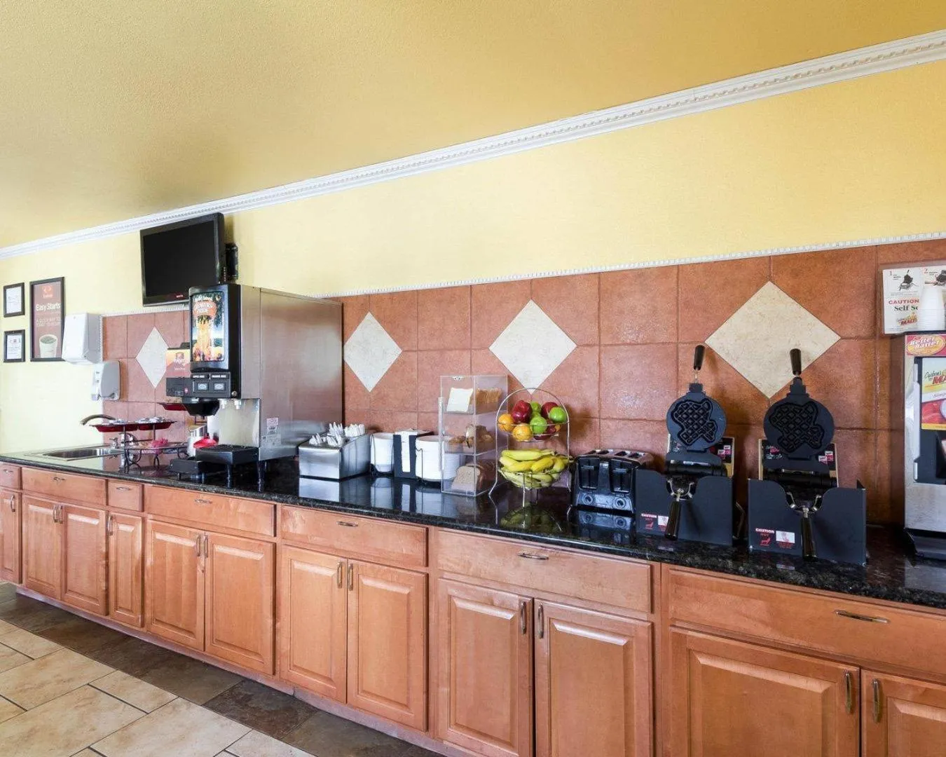 Breakfast in Econo Lodge Inn & Suites San Antonio near Frost Bank Center