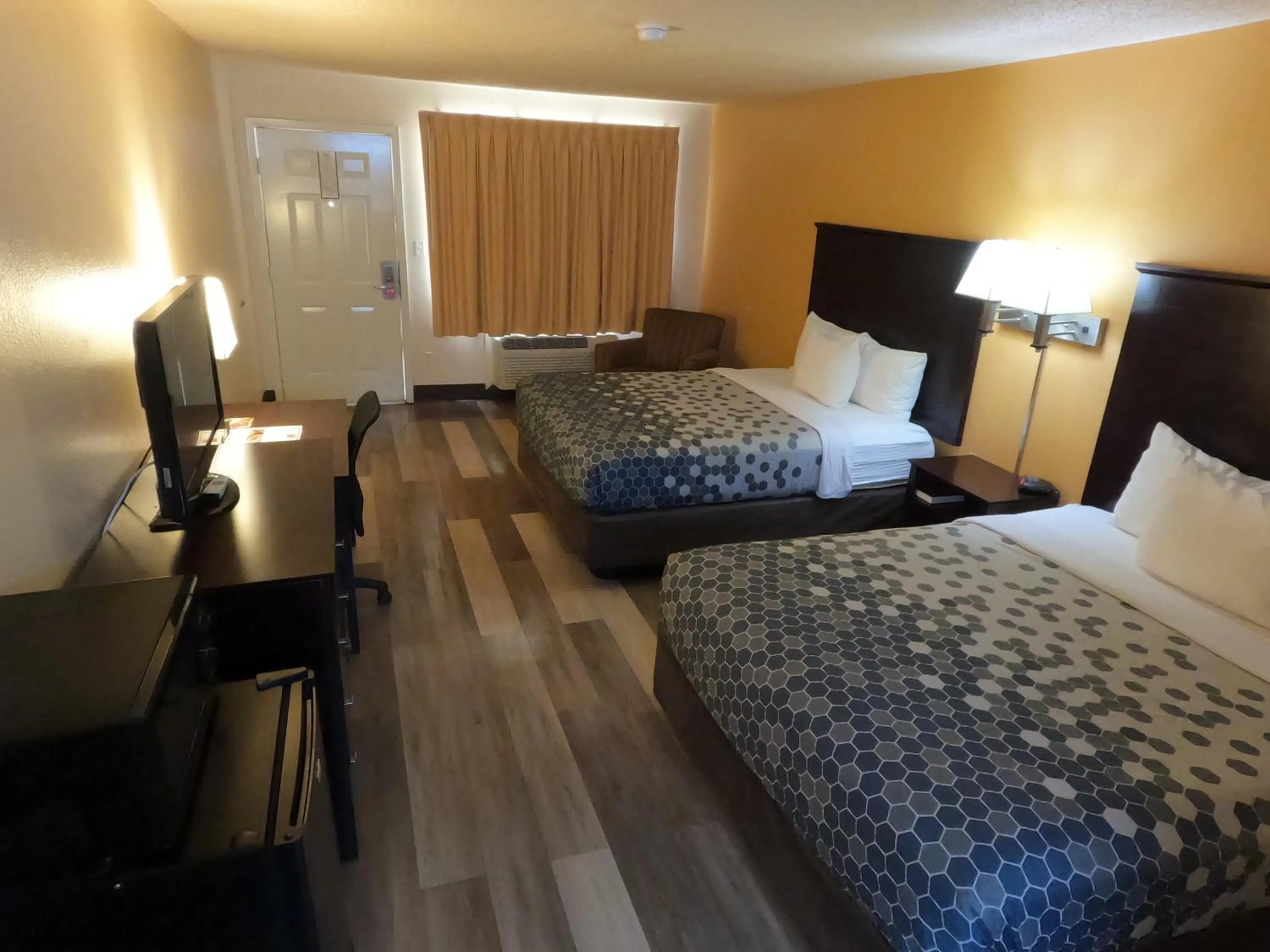 Econo Lodge Inn & Suites Downtown Northeast near Fort Sam Houston