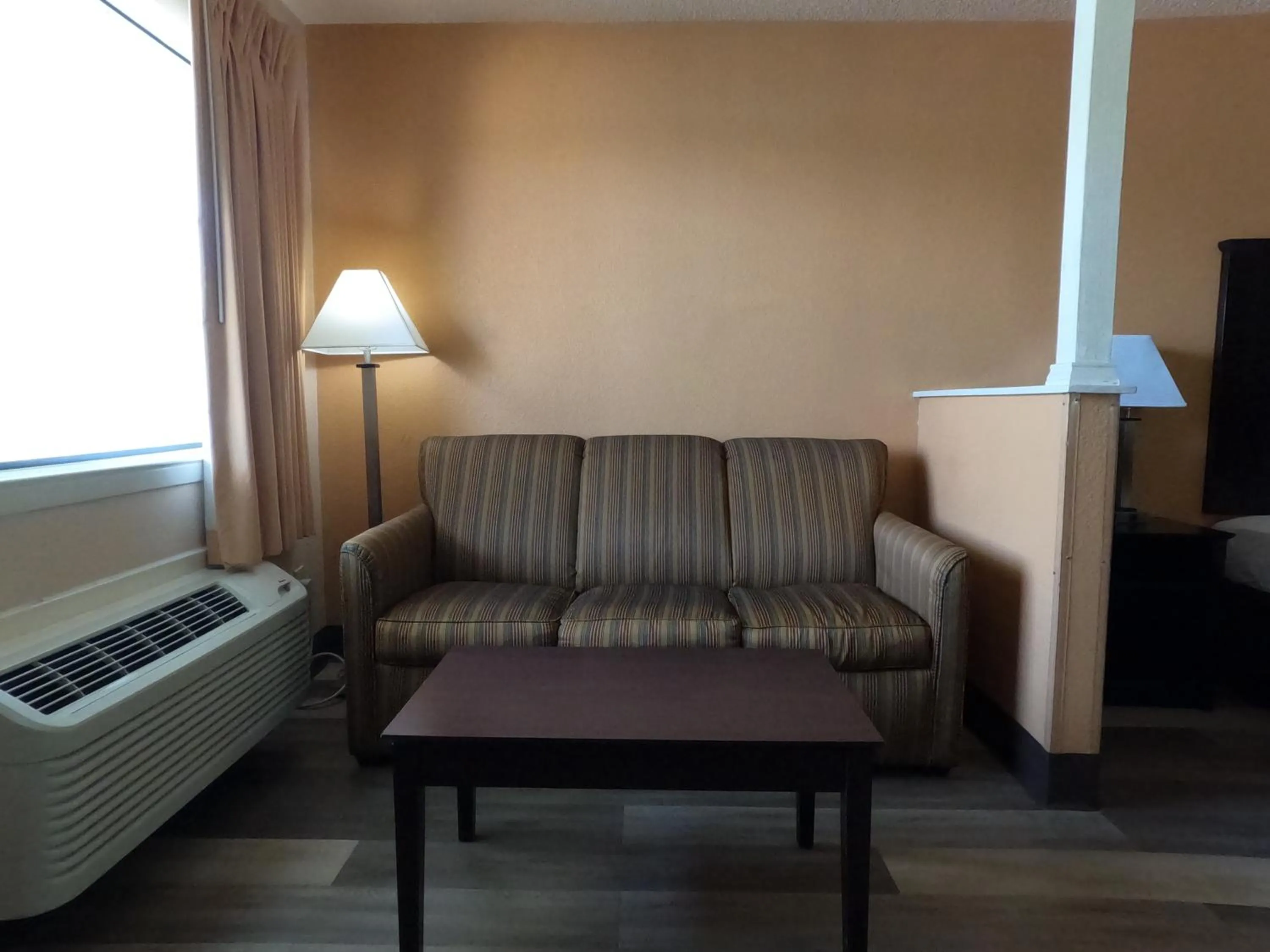 Econo Lodge Inn & Suites Downtown Northeast near Fort Sam Houston