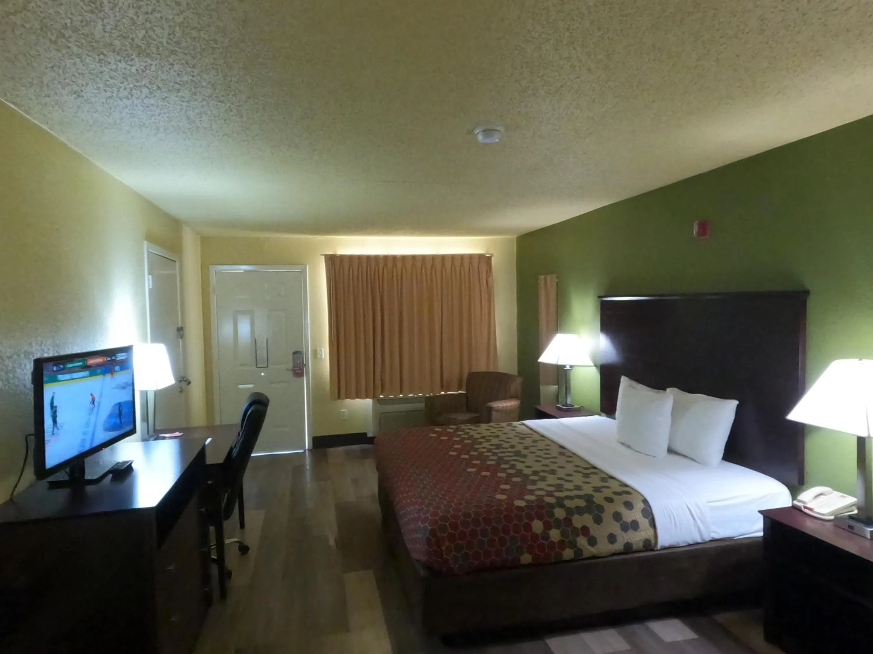 Econo Lodge Inn & Suites Downtown Northeast near Fort Sam Houston