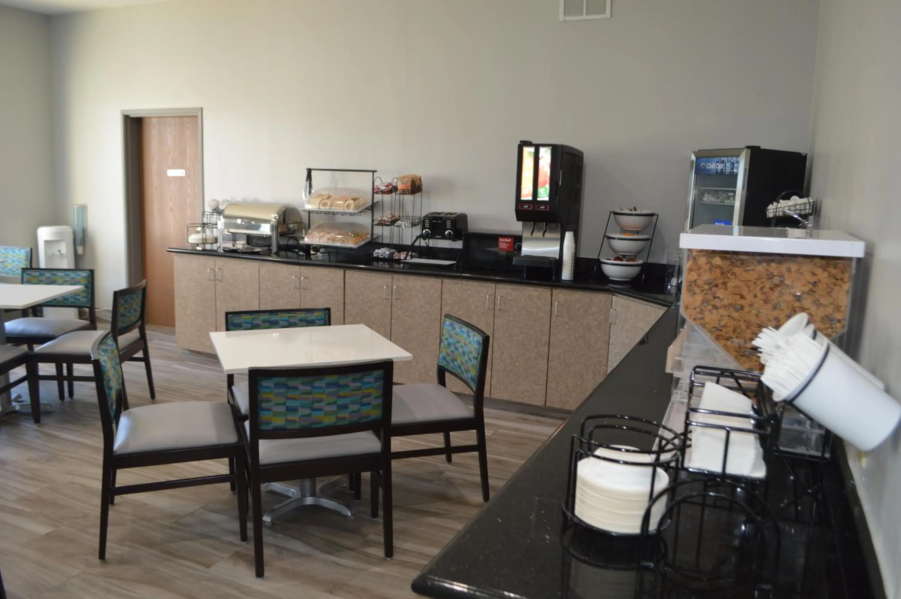 Restaurant/places to eat in Comfort Inn & Suites Selma near Randolph AFB