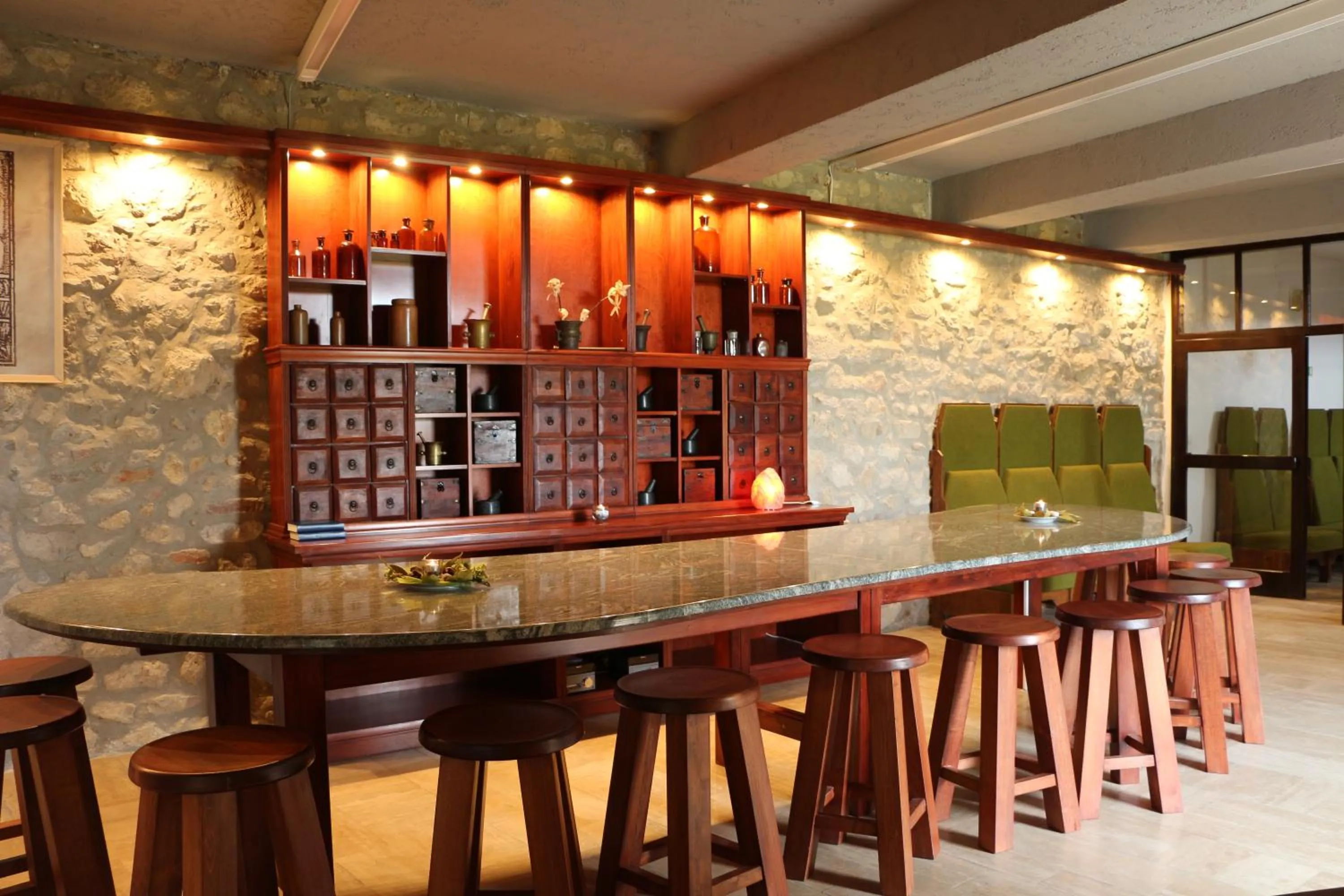 Area and facilities in István Király Szálló