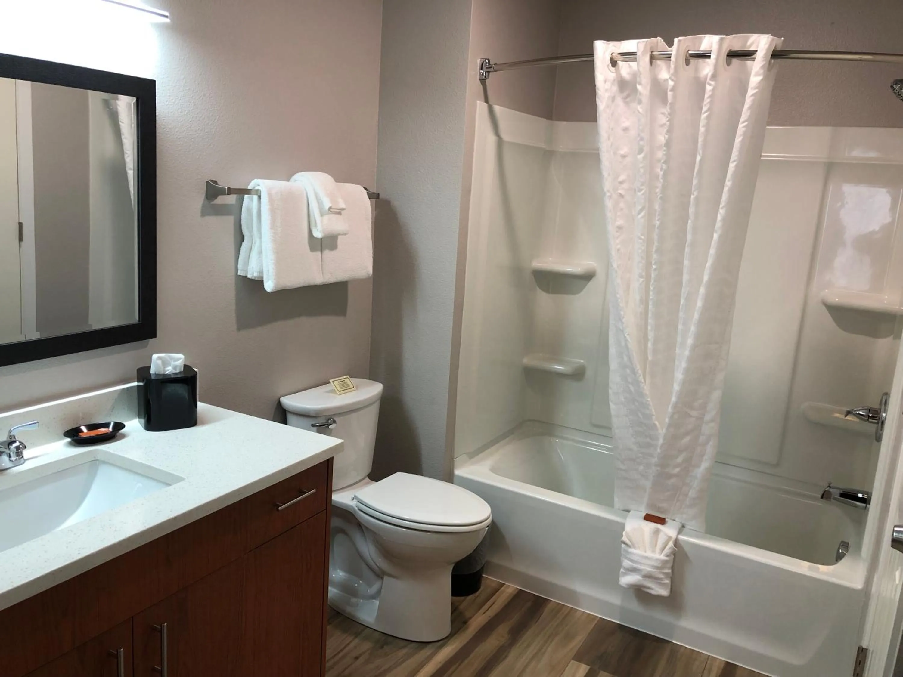 Bathroom in Aspen Suites Hotel Homer