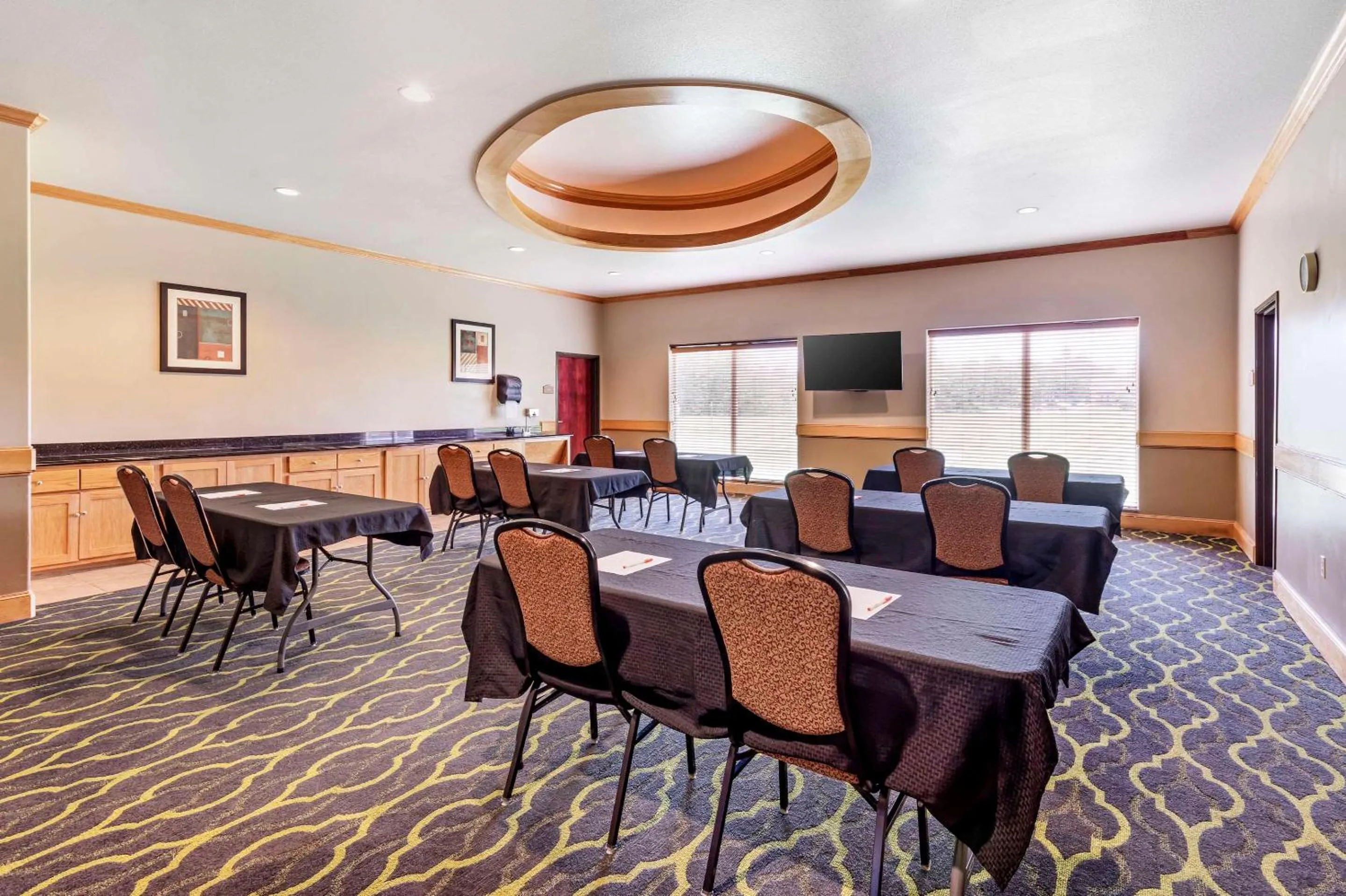 Meeting/conference room in Comfort Suites Palestine