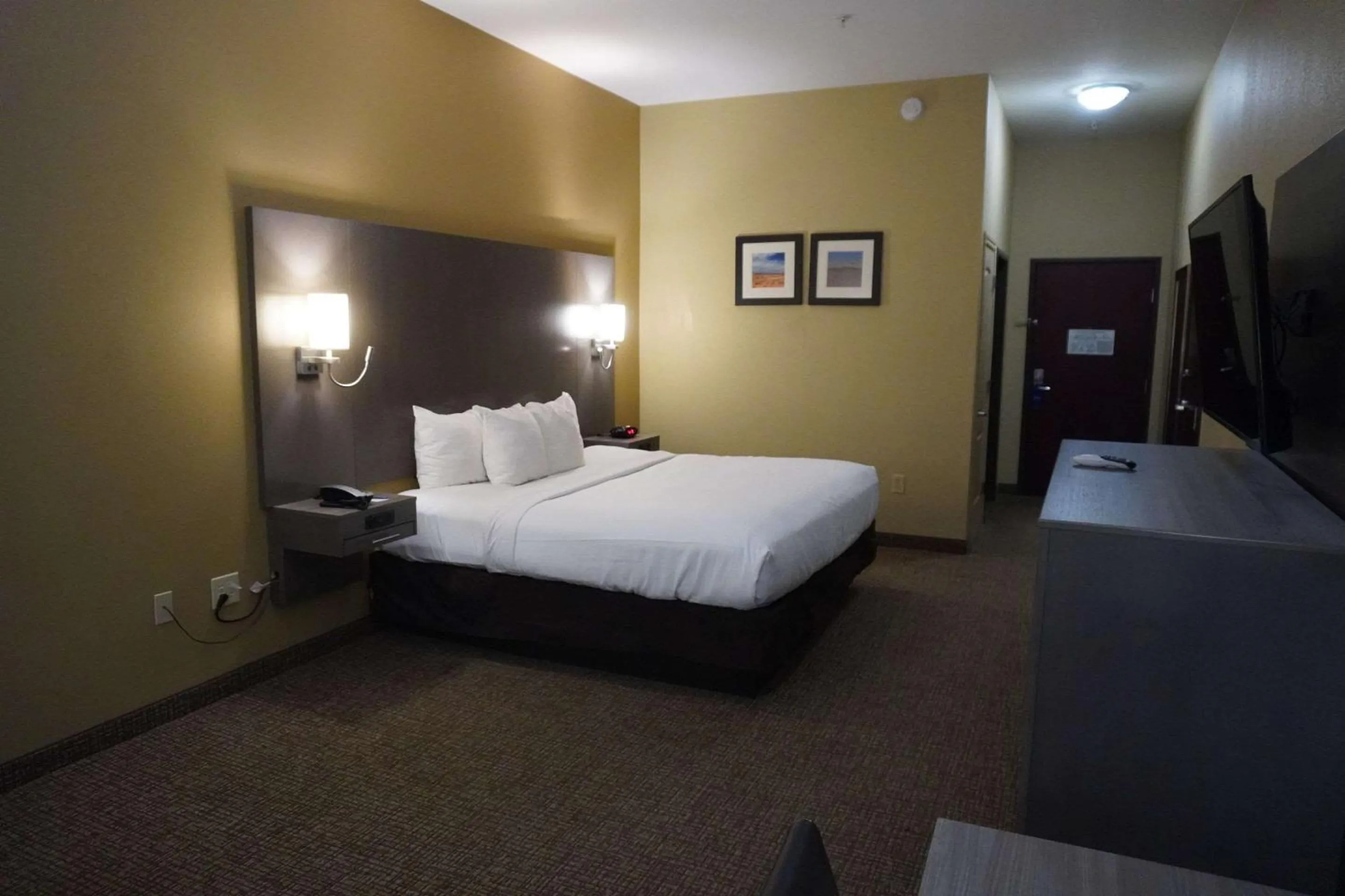 Bedroom, Bed in Comfort Inn & Suites Monahans I-20