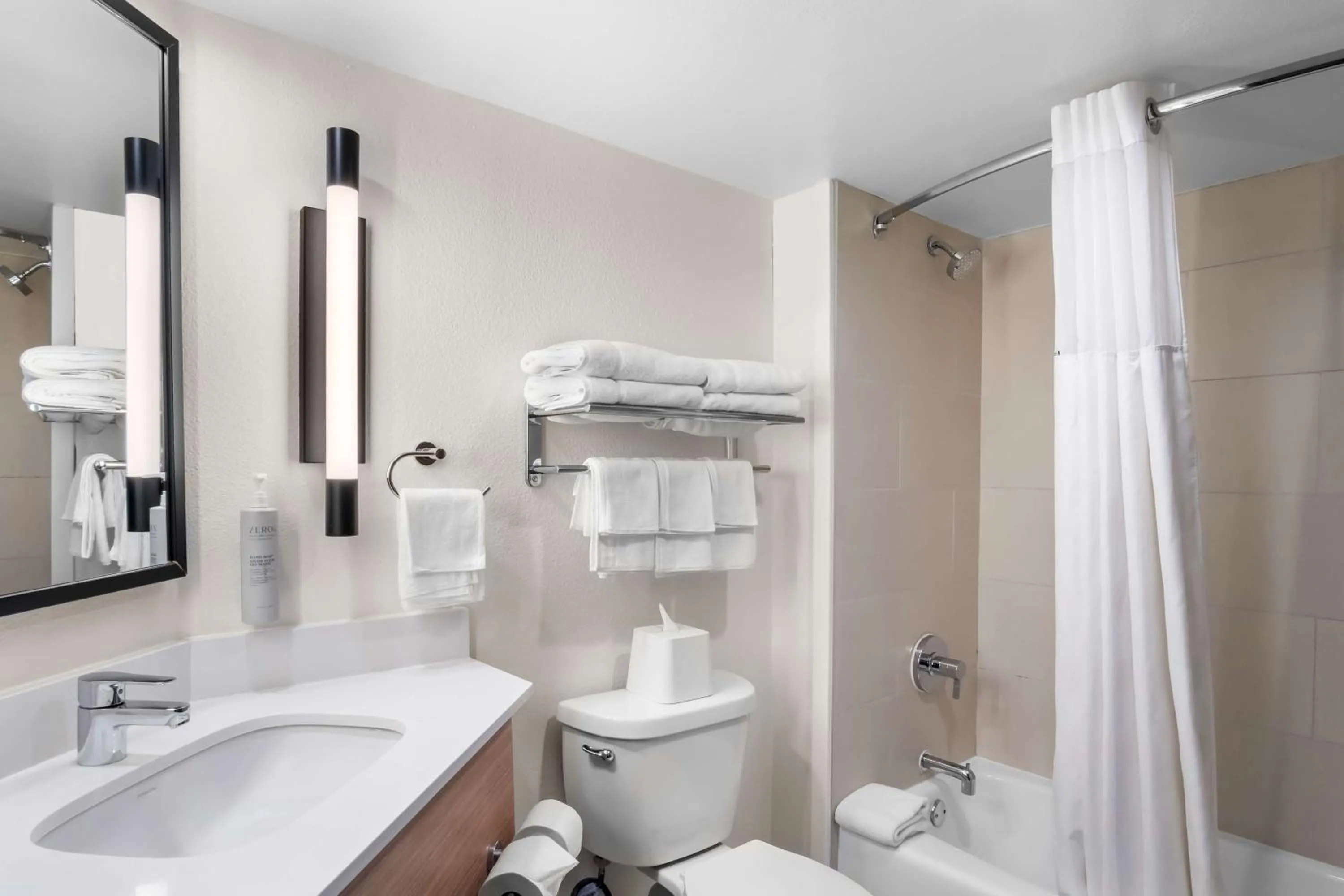 Bathroom in Wingate by Wyndham Richardson